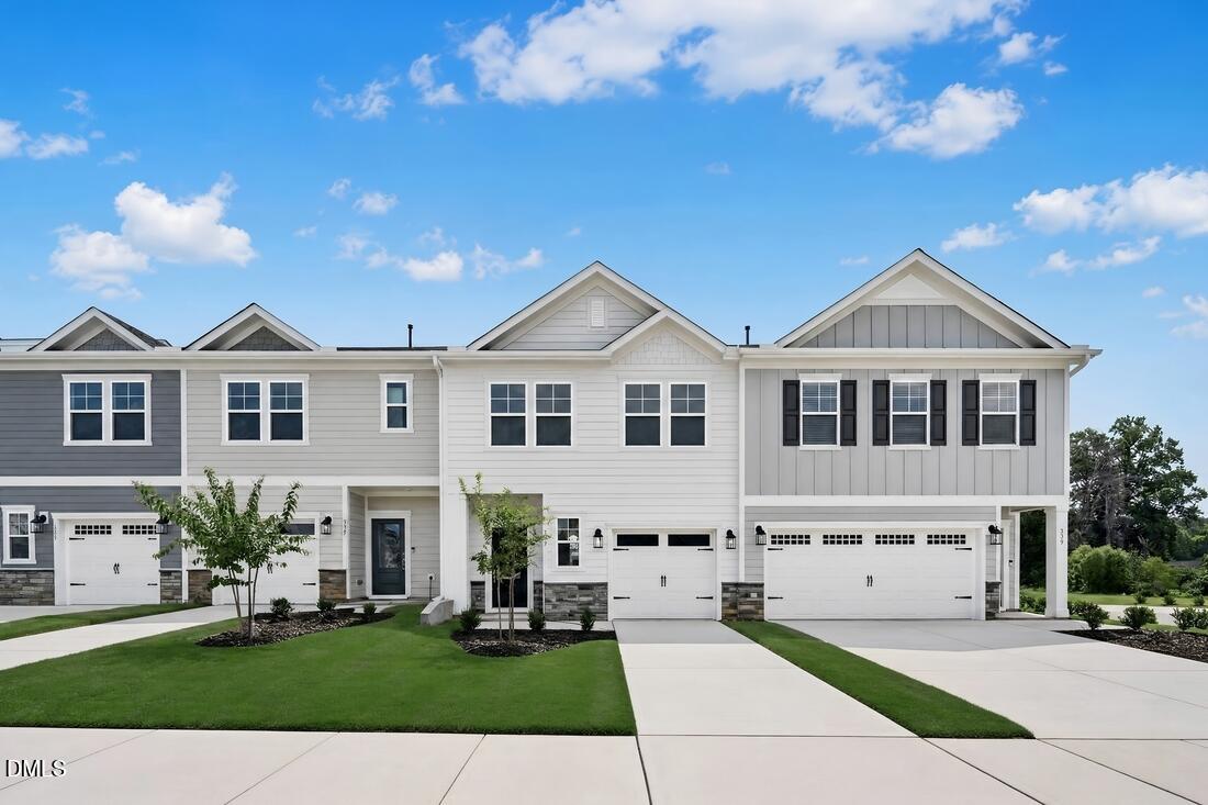 337 Sweetbay Tree Drive Property Photo 1