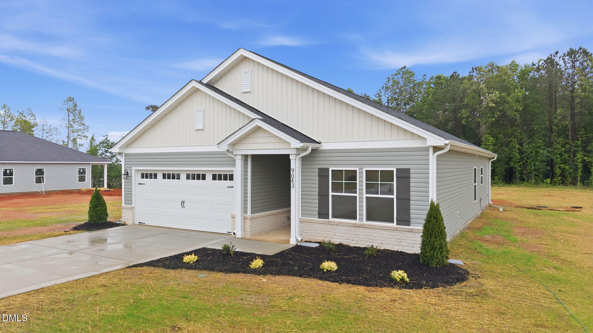 9043 Phoenix Court Property Photo 3