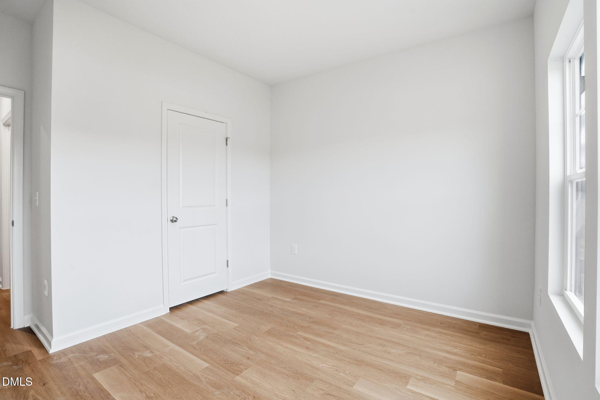 9043 Phoenix Court Property Photo 24