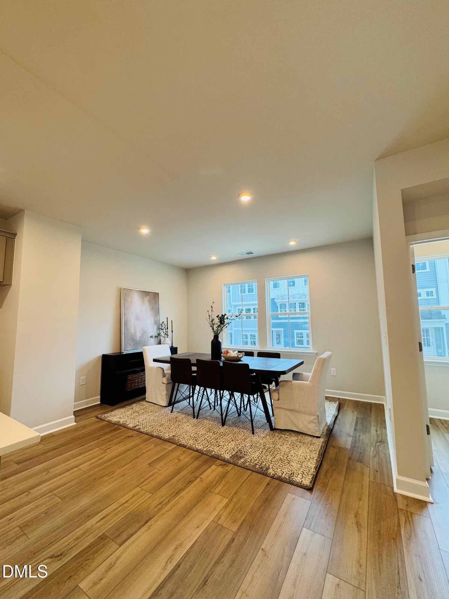 706 Hyperion Alley Property Photo 12