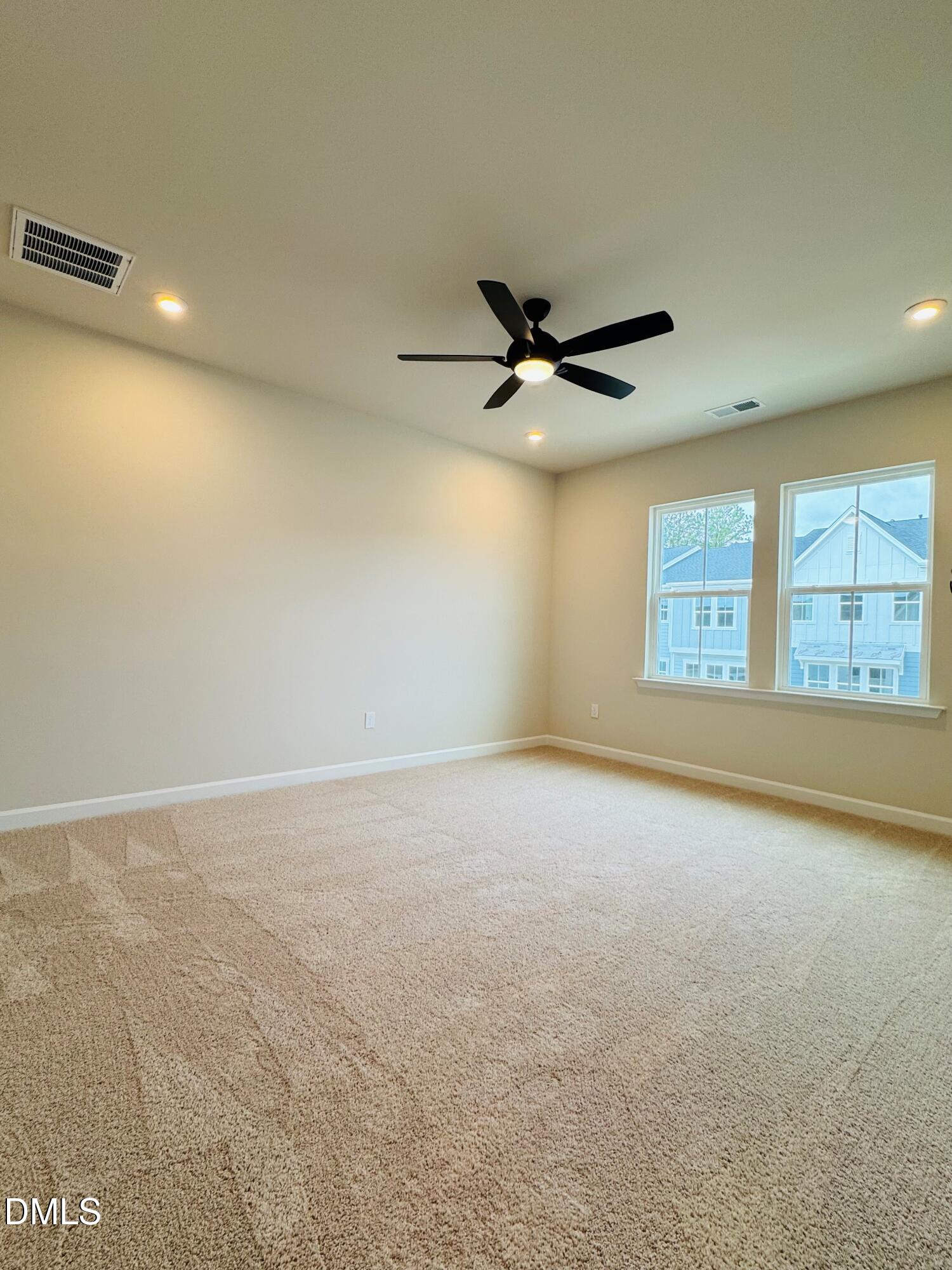 706 Hyperion Alley Property Photo 15