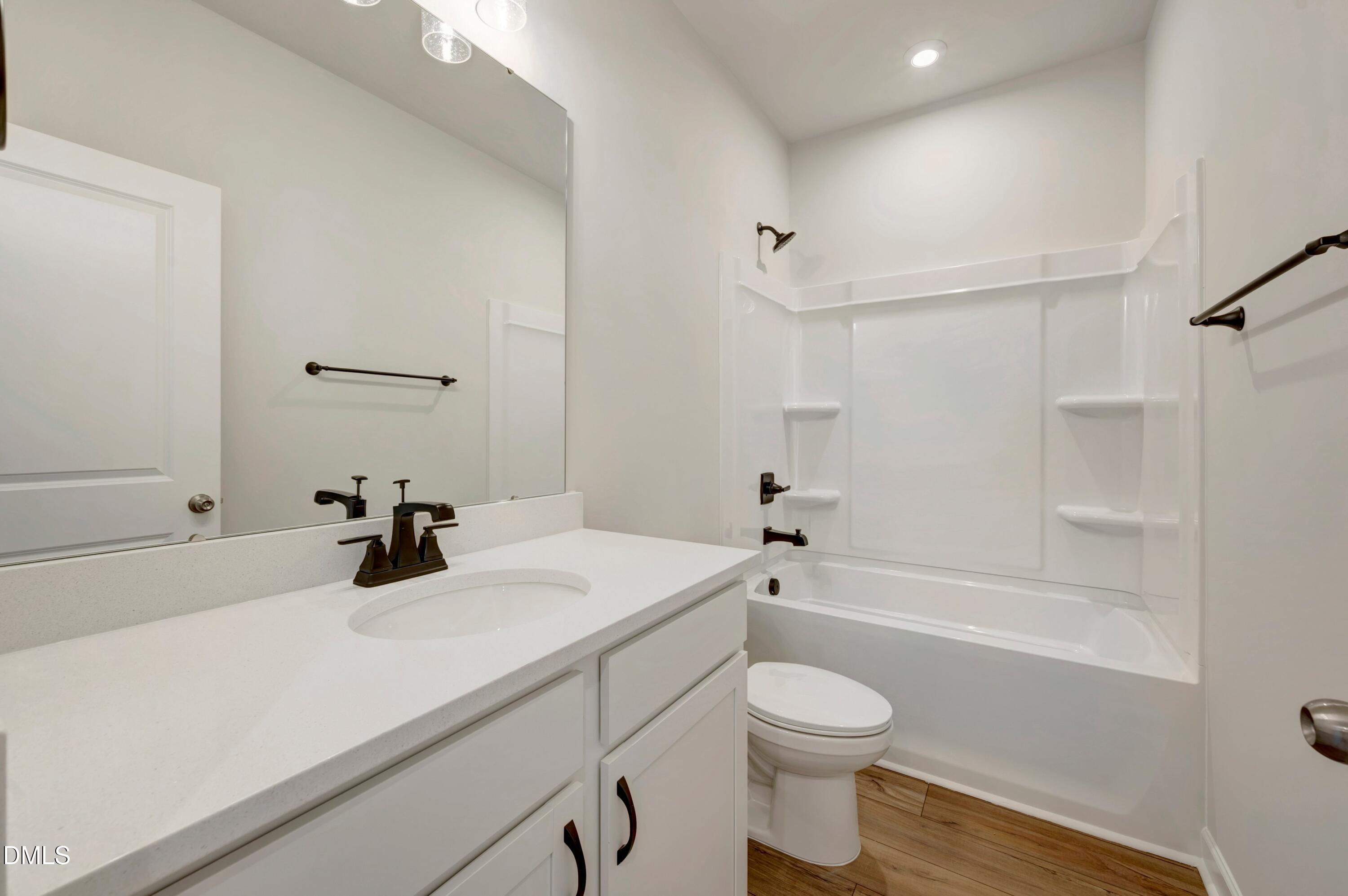 706 Hyperion Alley Property Photo 20
