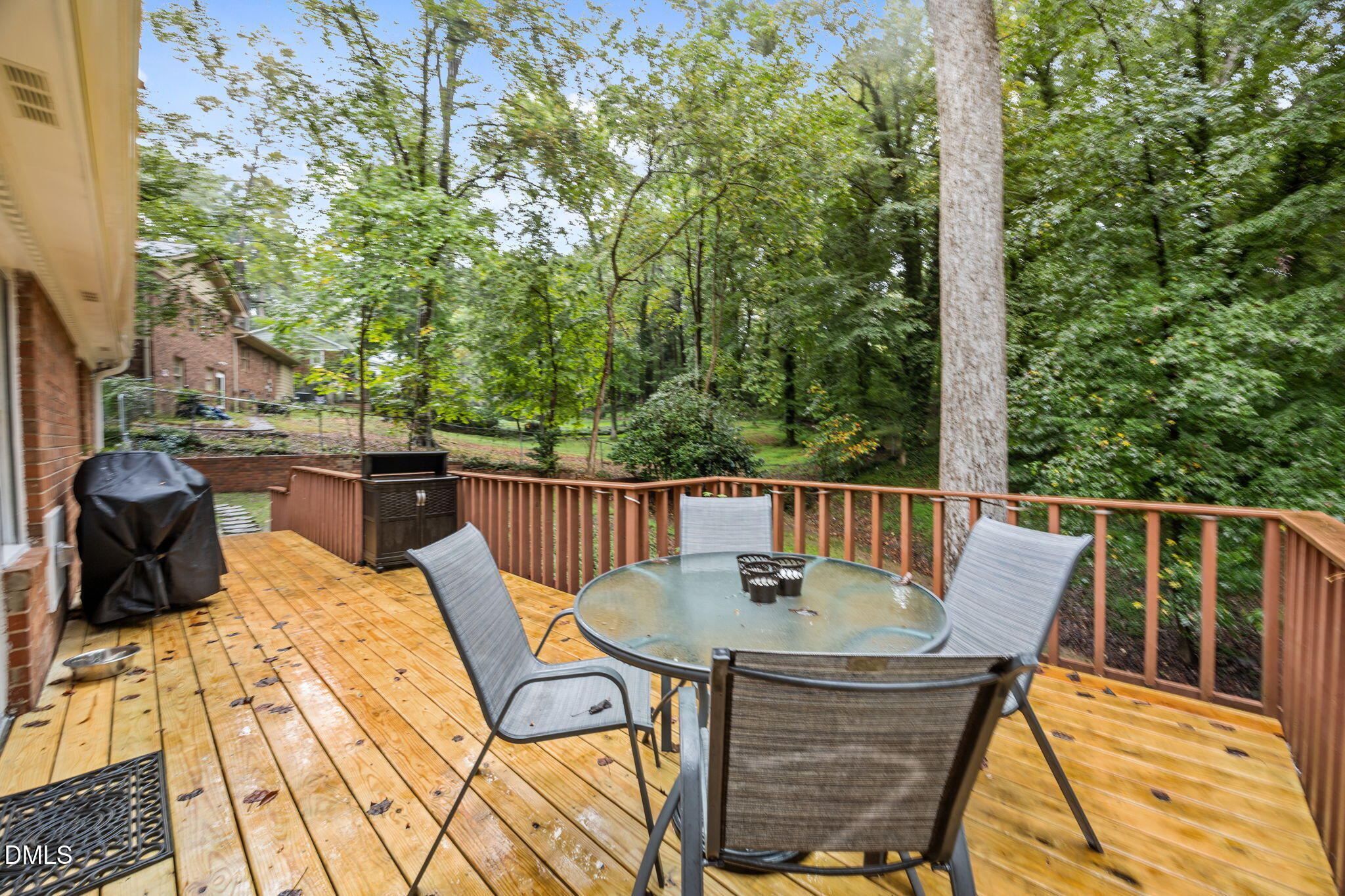 4902 Carteret Drive Property Photo 24