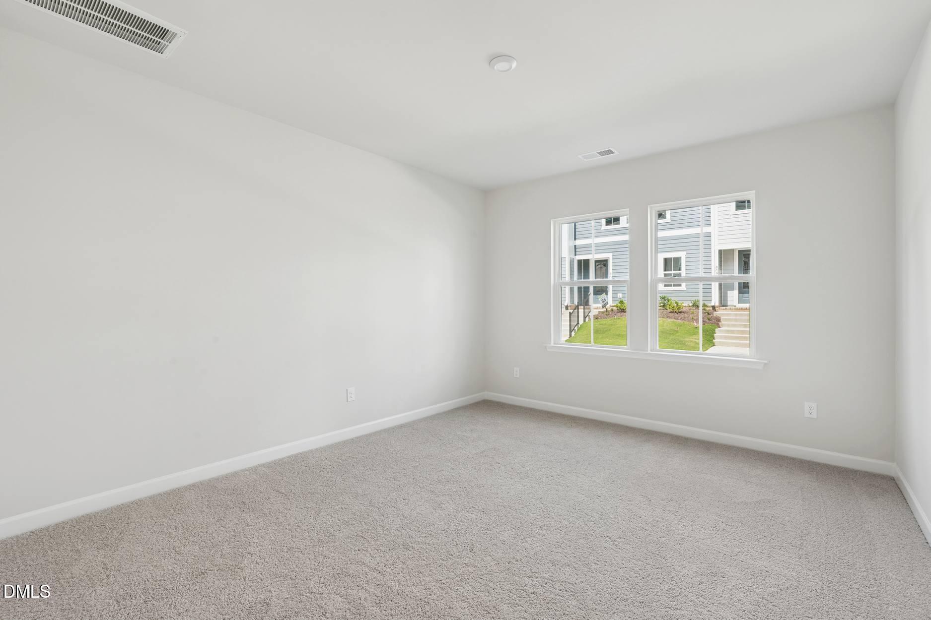 704 Hyperion Alley Property Photo 19