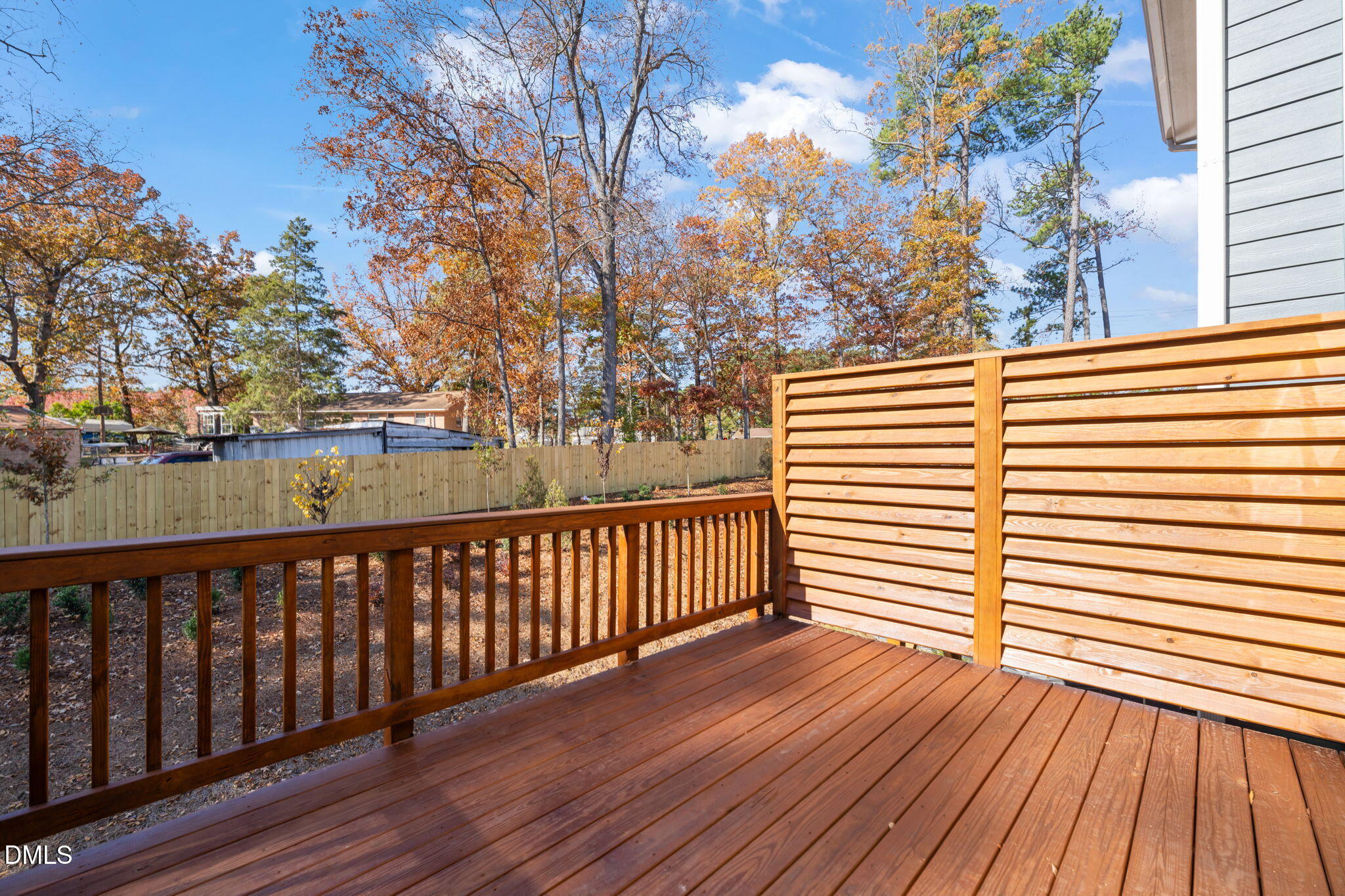 528 Plumleaf Lane Property Photo 4