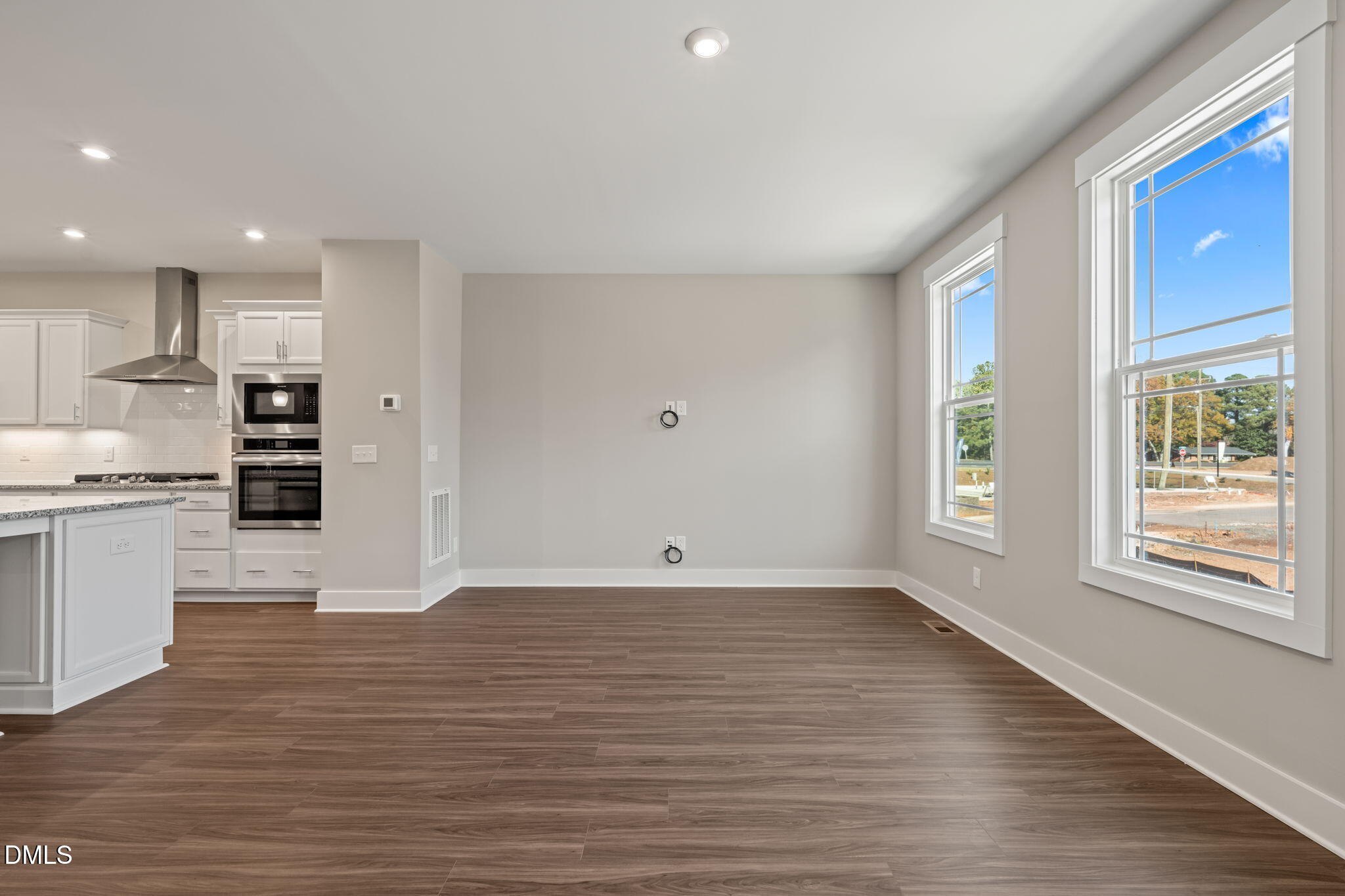528 Plumleaf Lane Property Photo 14