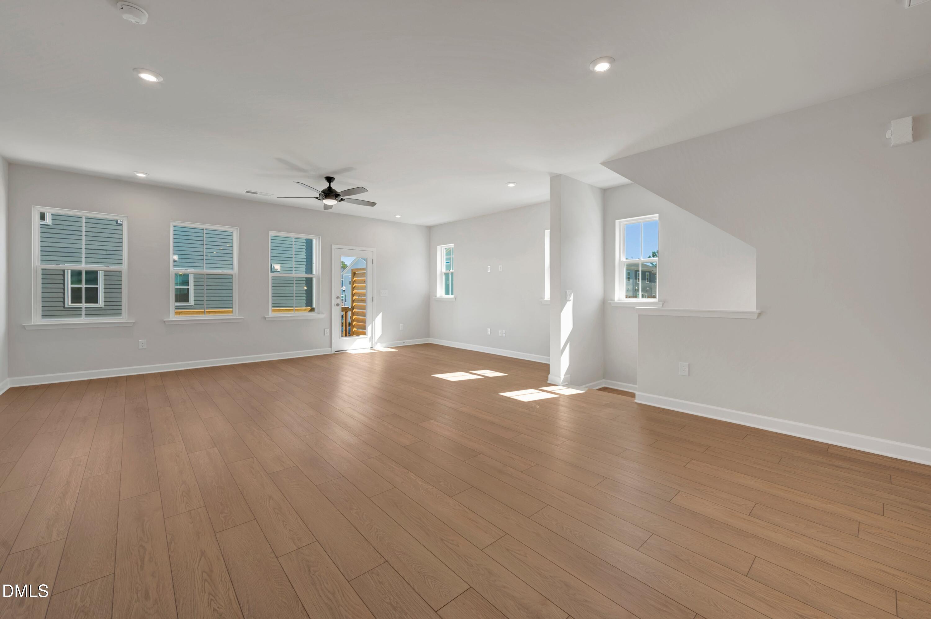 710 Hyperion Alley Property Photo 16