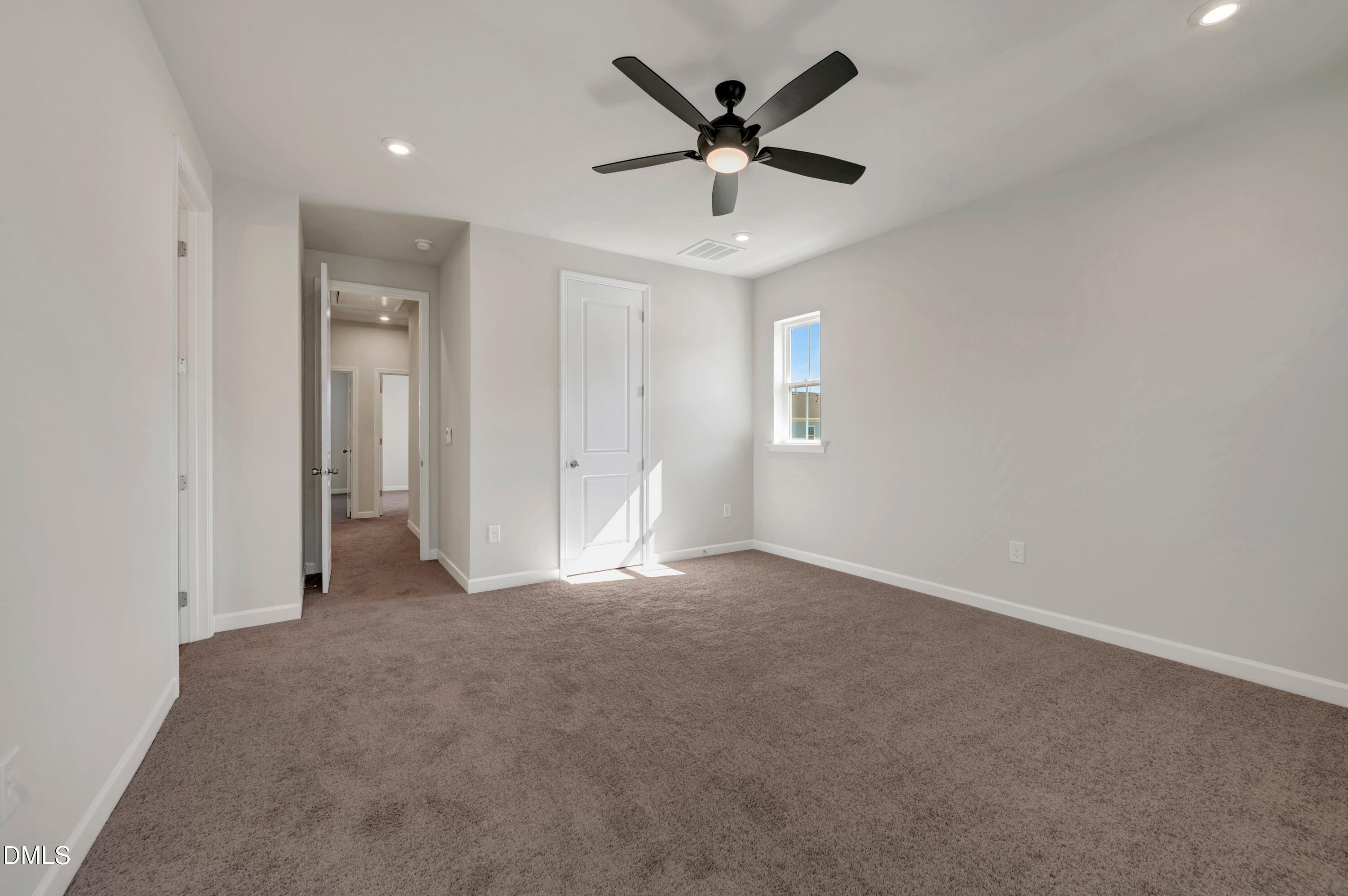 710 Hyperion Alley Property Photo 32