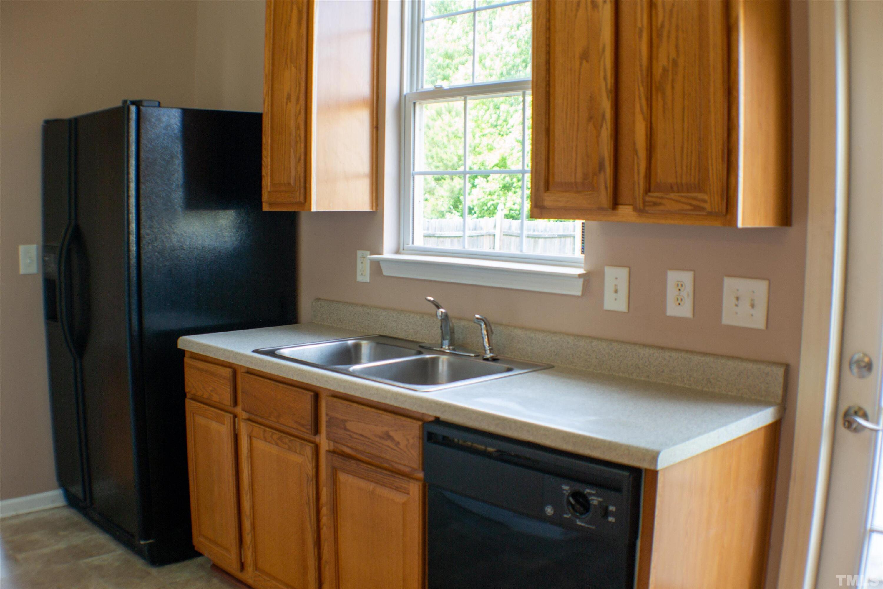 5145 Mabe Drive Property Photo 4