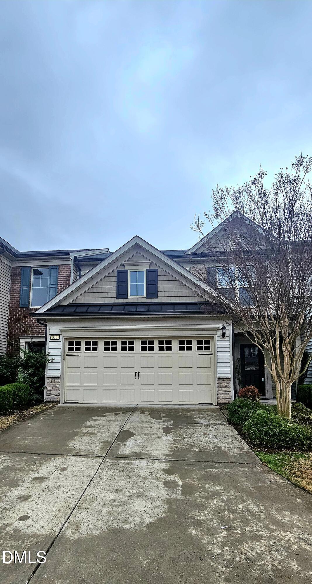 313 Brier Crossings Loop Property Photo 1