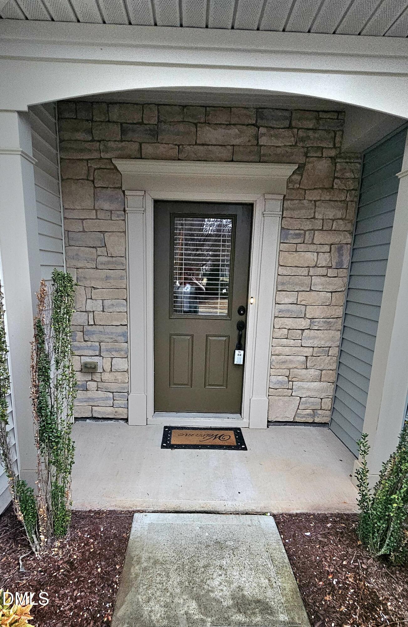 313 Brier Crossings Loop Property Photo 2