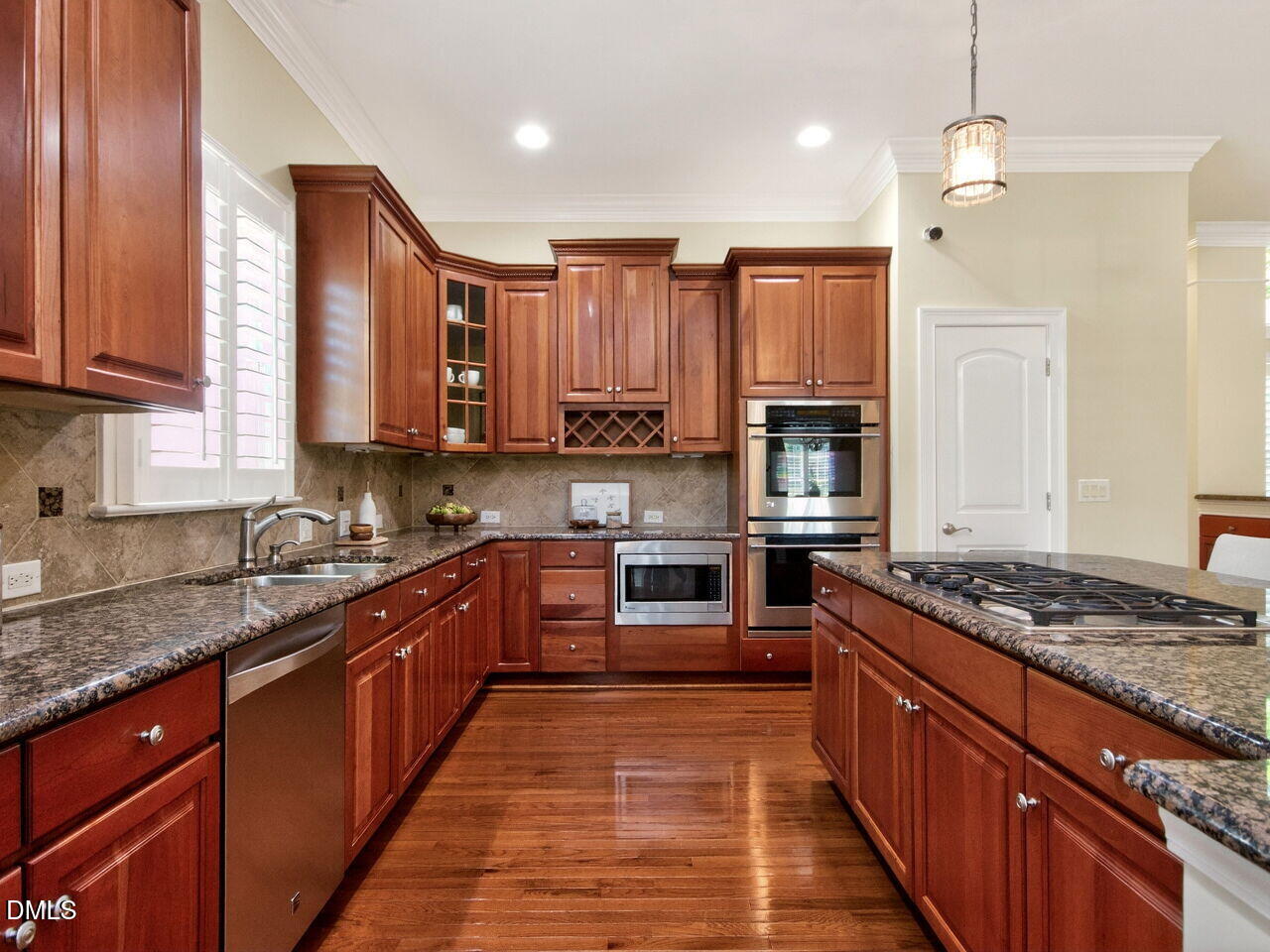 8409 Passage Marseille Court Property Photo 15
