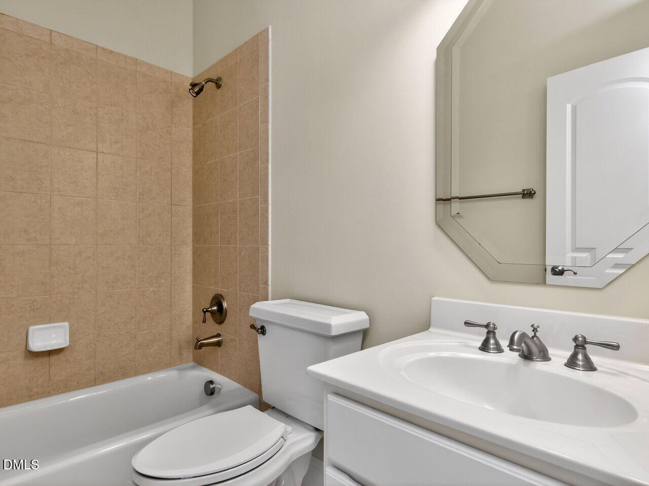 8409 Passage Marseille Court Property Photo 26