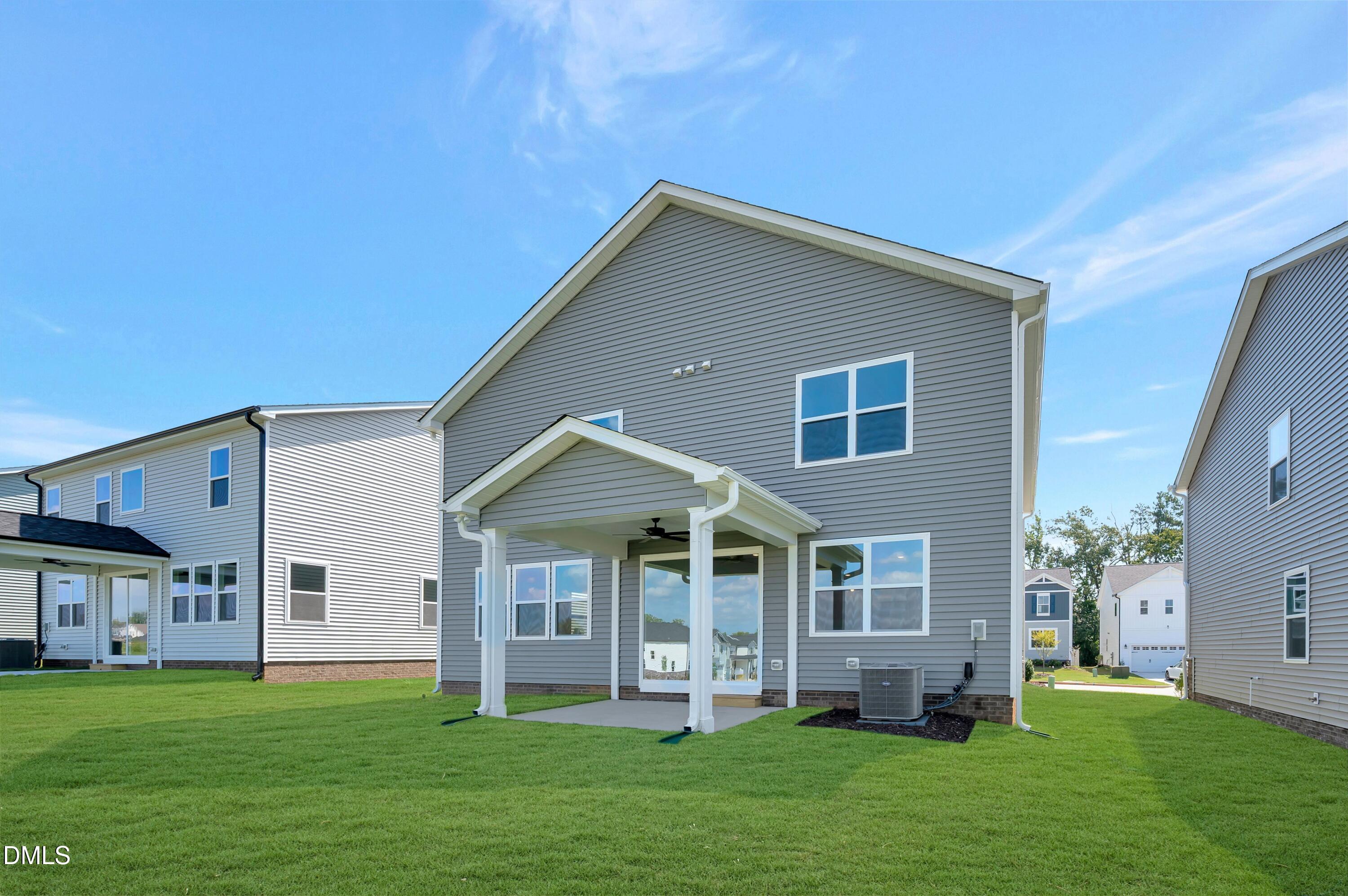 264 Yellow River Way Property Photo 4