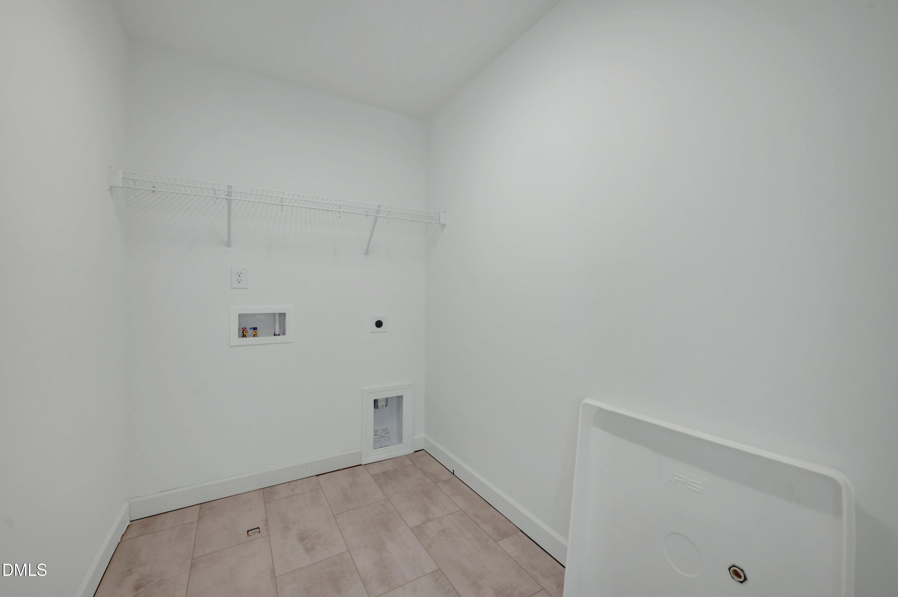 264 Yellow River Way Property Photo 28