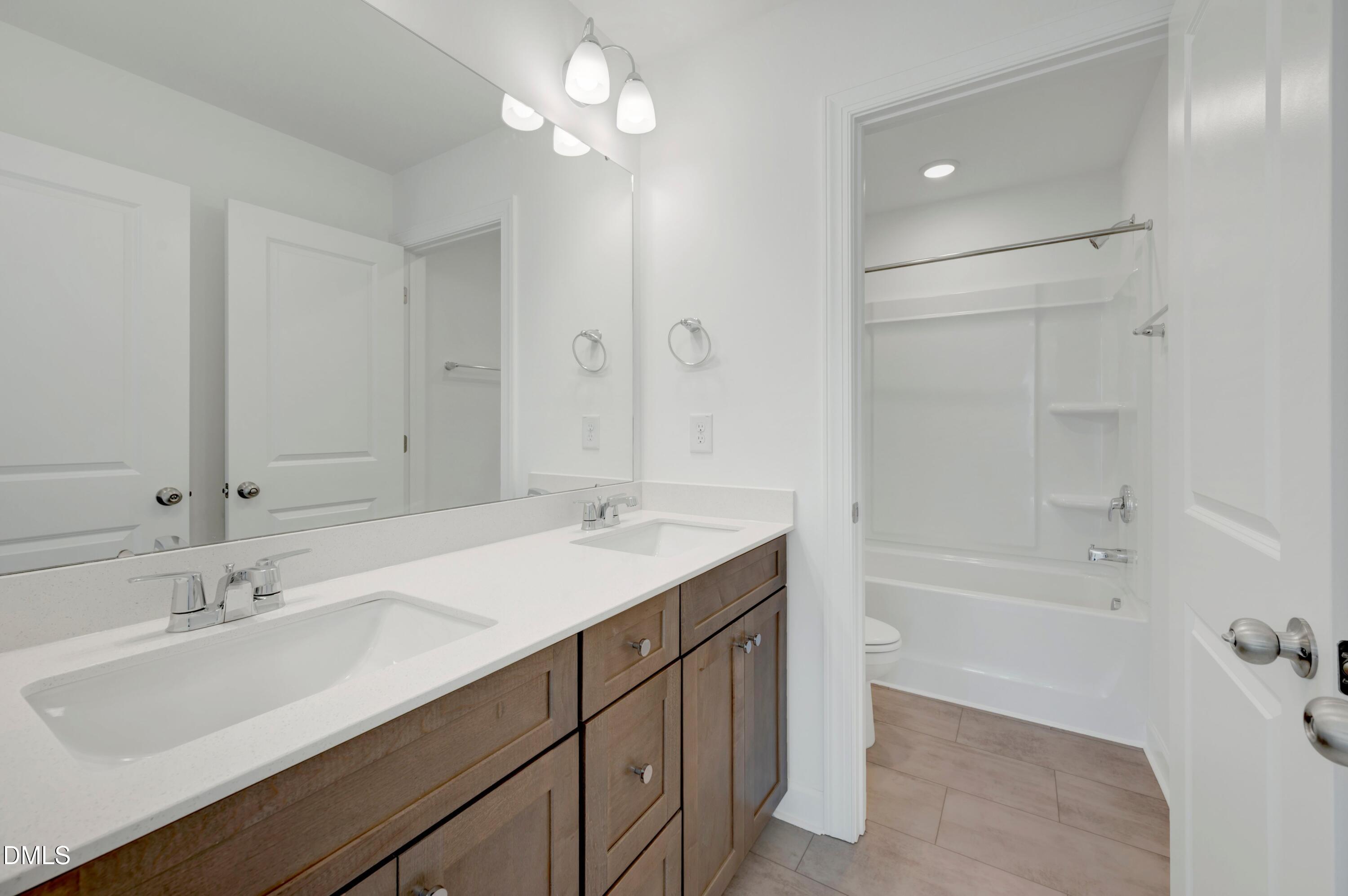 264 Yellow River Way Property Photo 35