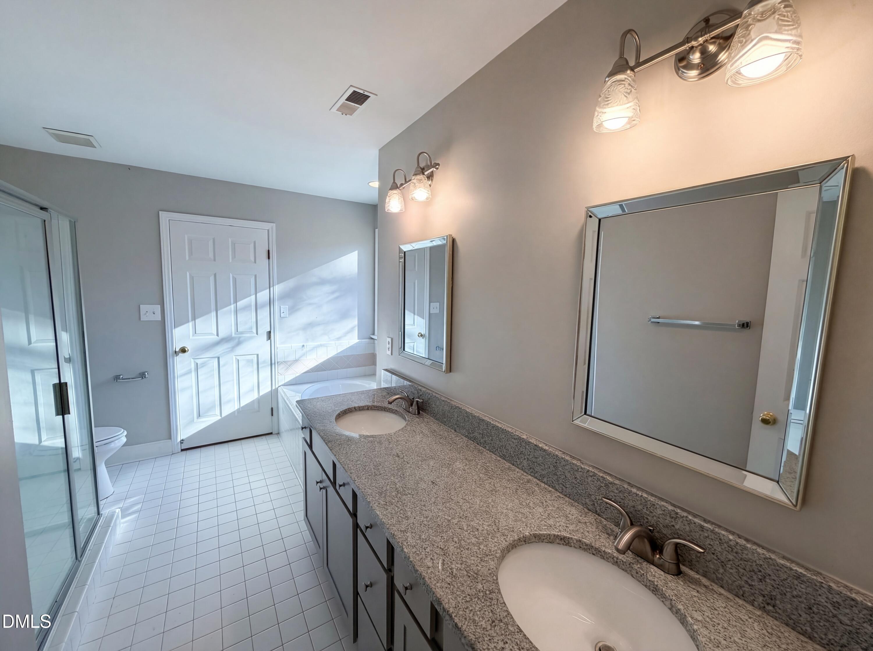 304 Arlington Ridge Ridge Property Photo 14