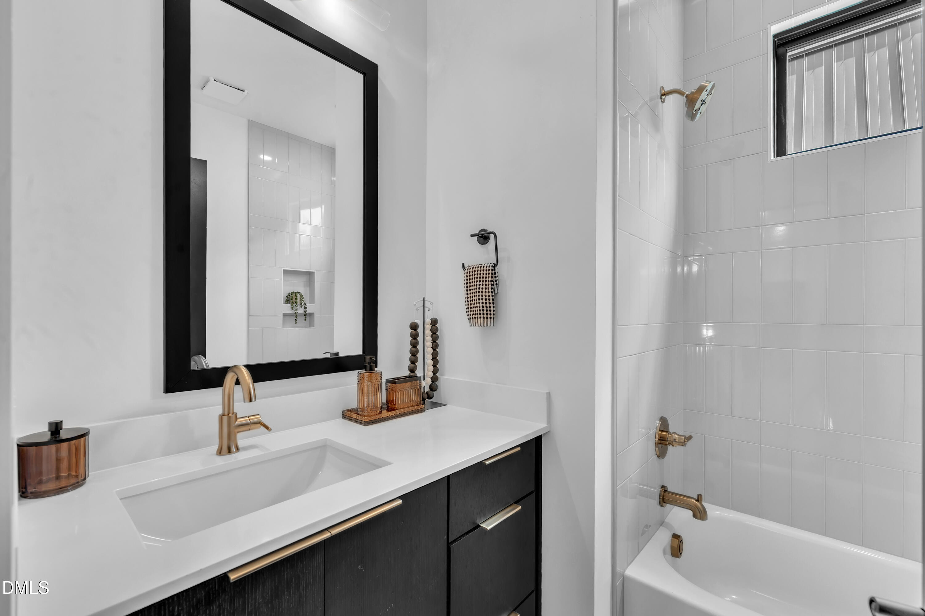 512 Gordon Street 304 Property Photo 19