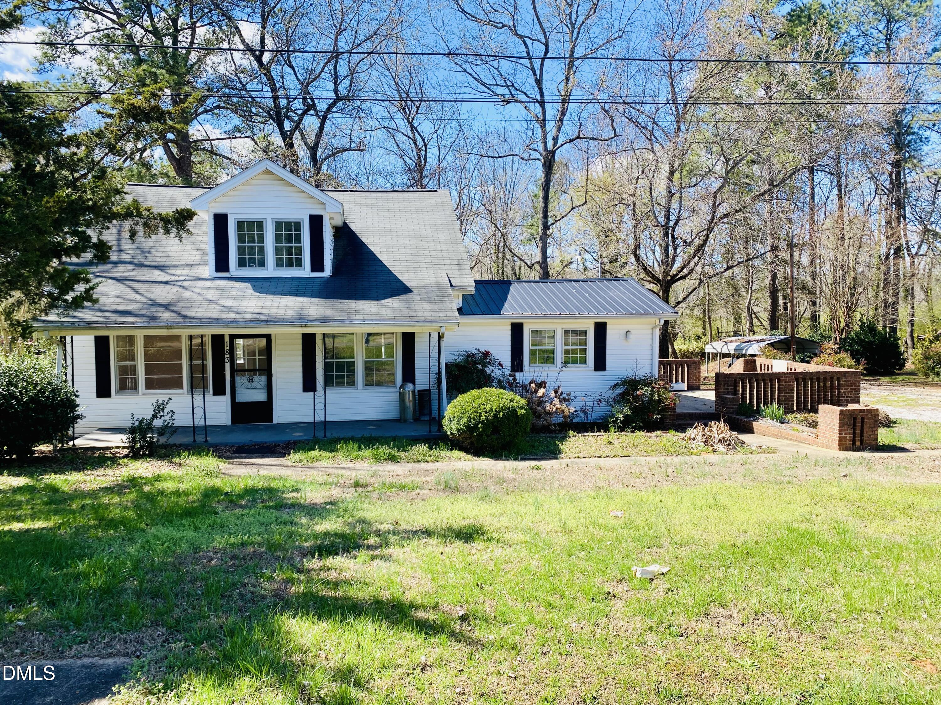 183 Red Hill Loop Road Property Photo 1