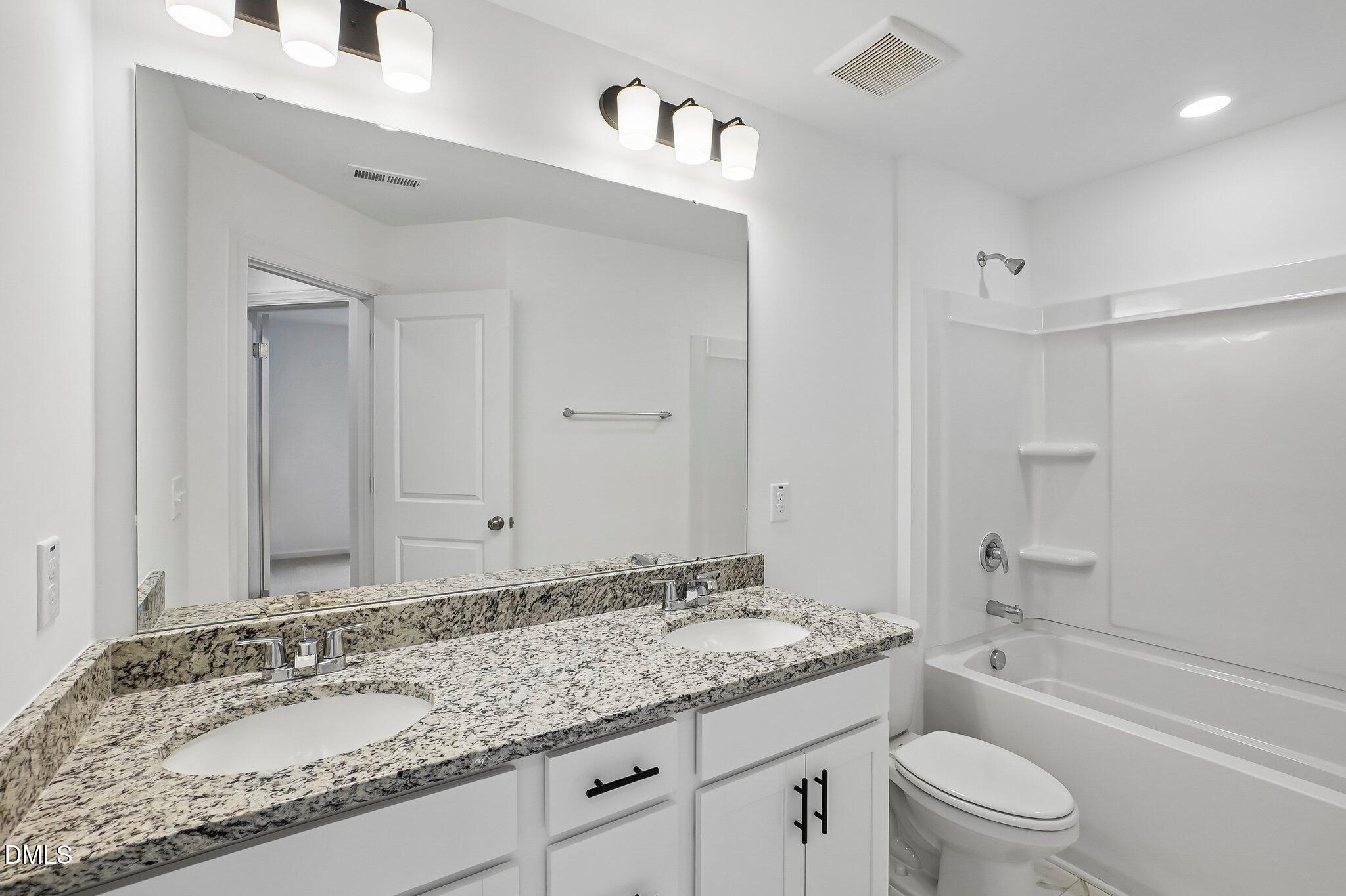 190 Hank Way Property Photo 21