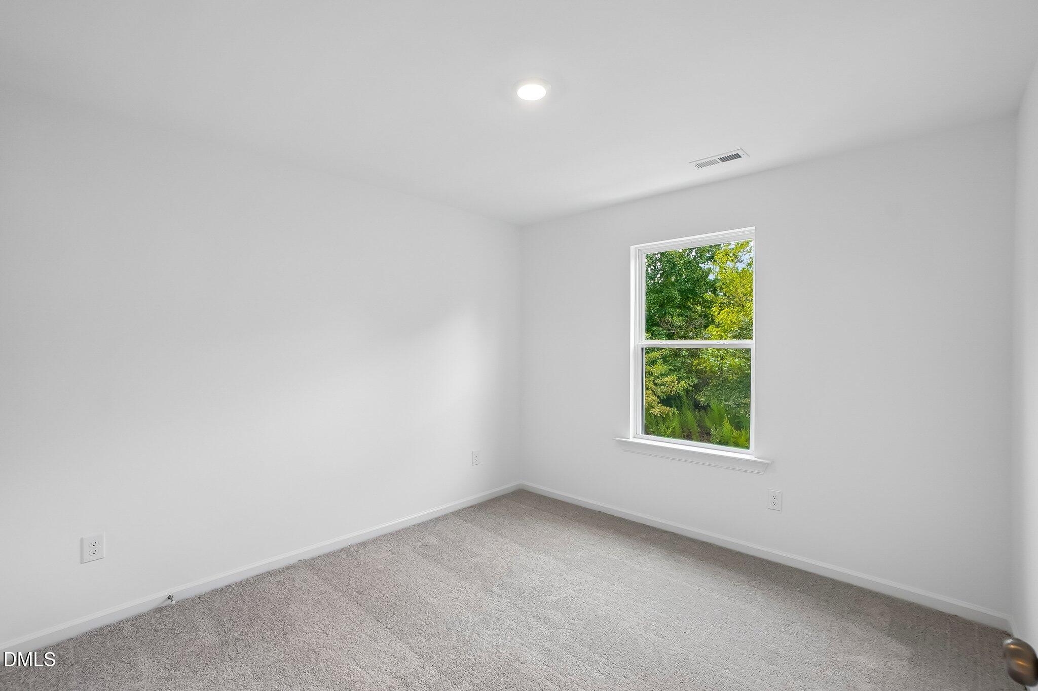 190 Hank Way Property Photo 23