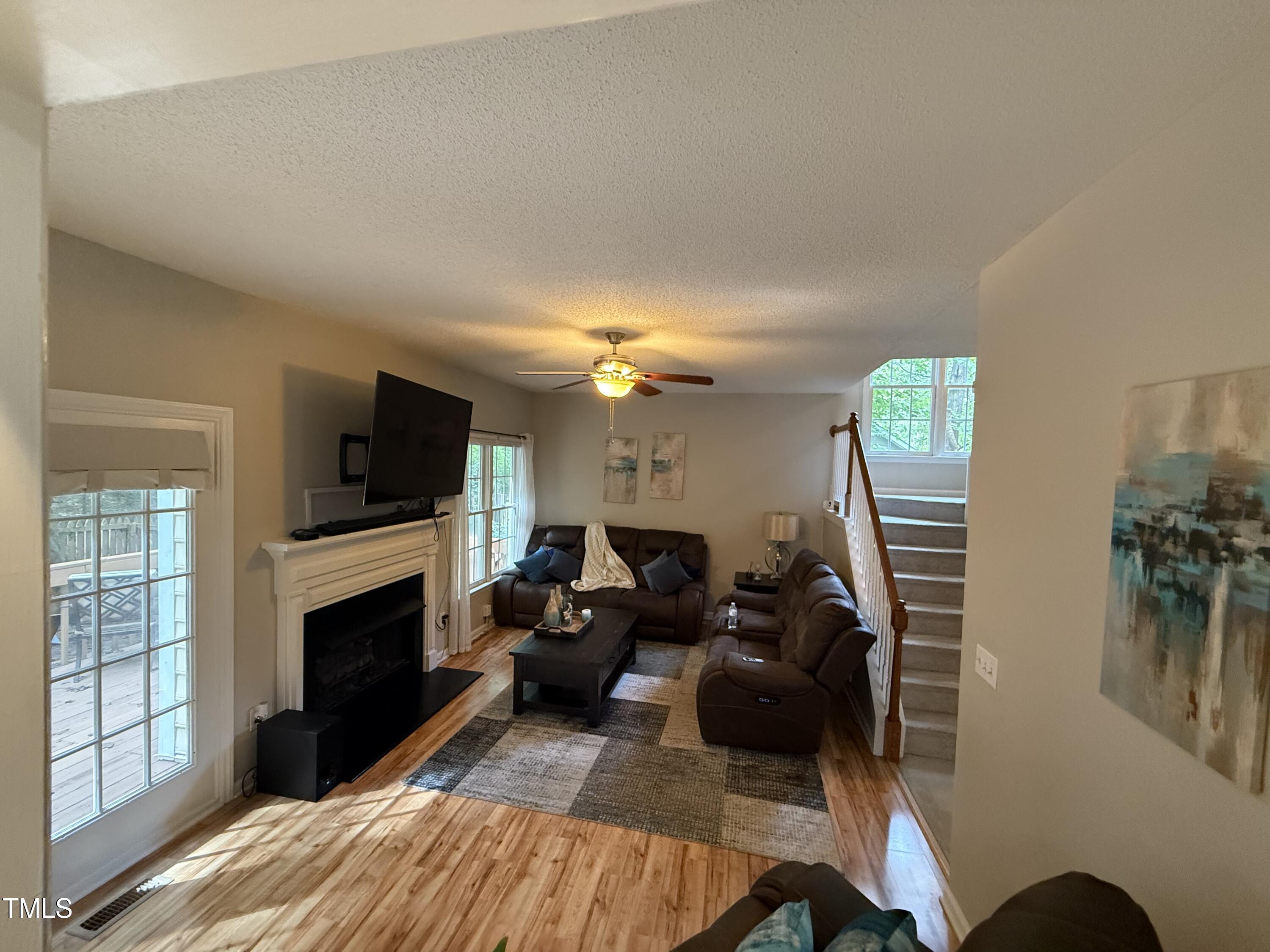 3348 Daingerfield Drive Property Photo 9