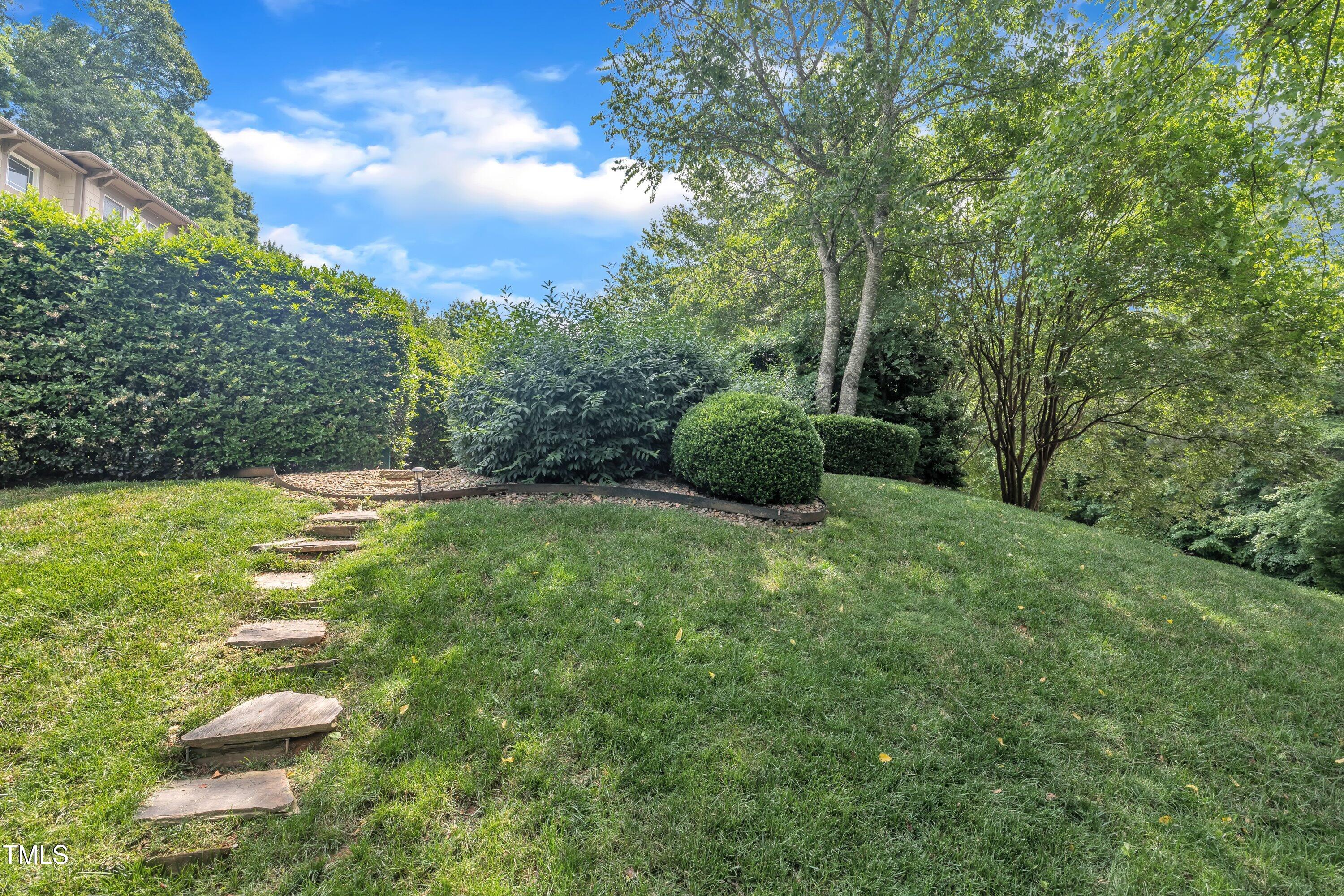 4802 Glenmist Court Property Photo 8
