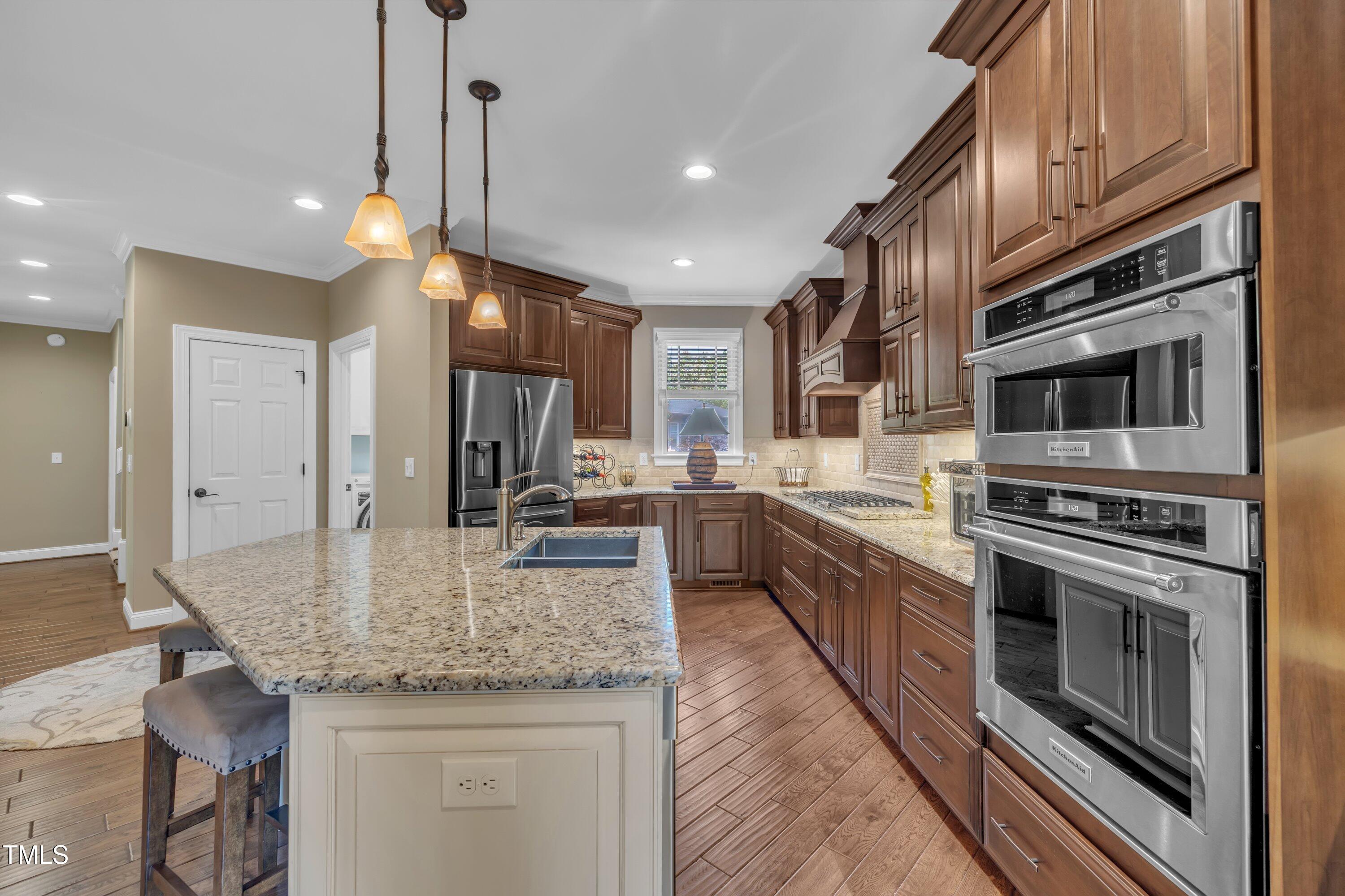 4802 Glenmist Court Property Photo 10