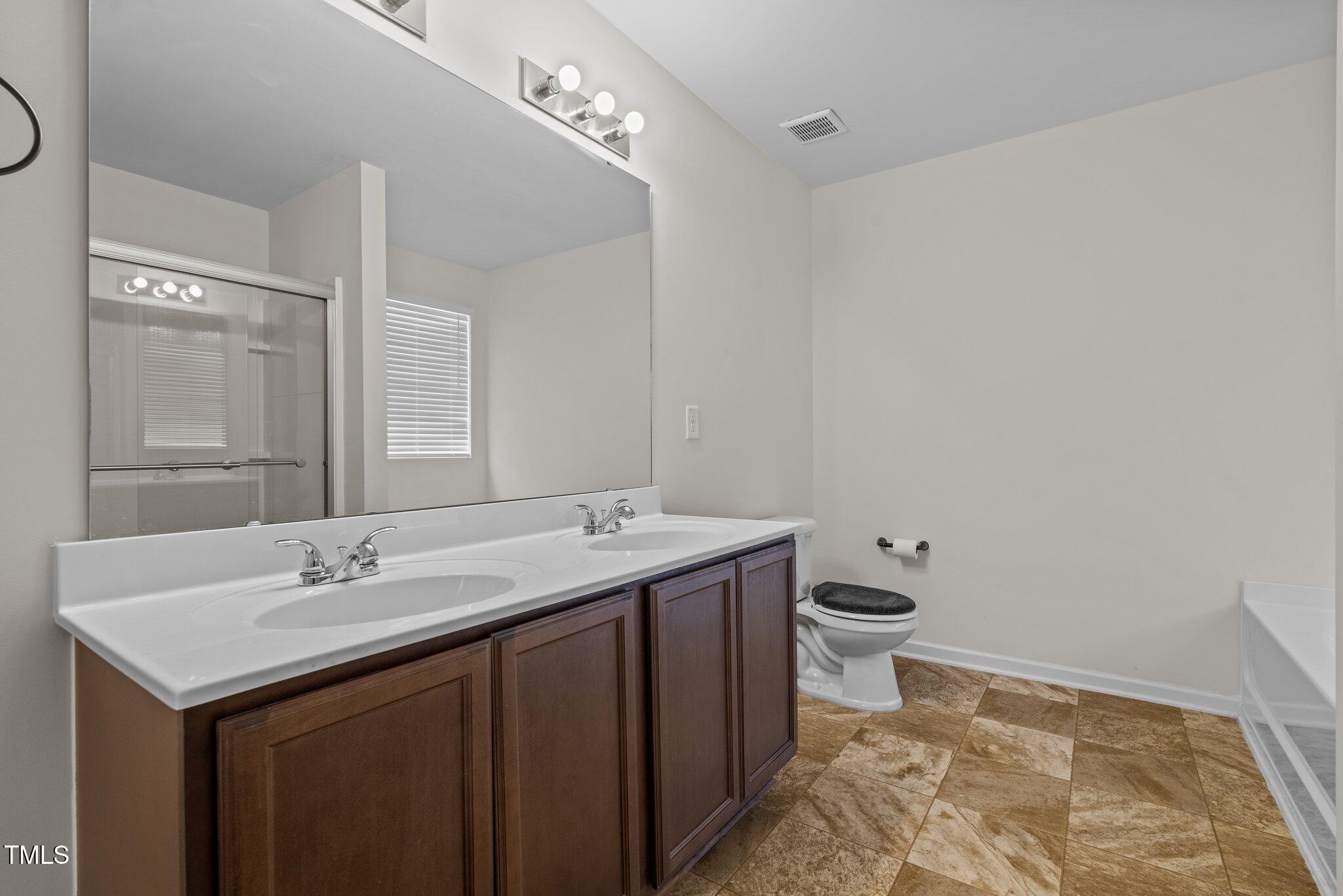 16 Summerwood Lane Property Photo 19