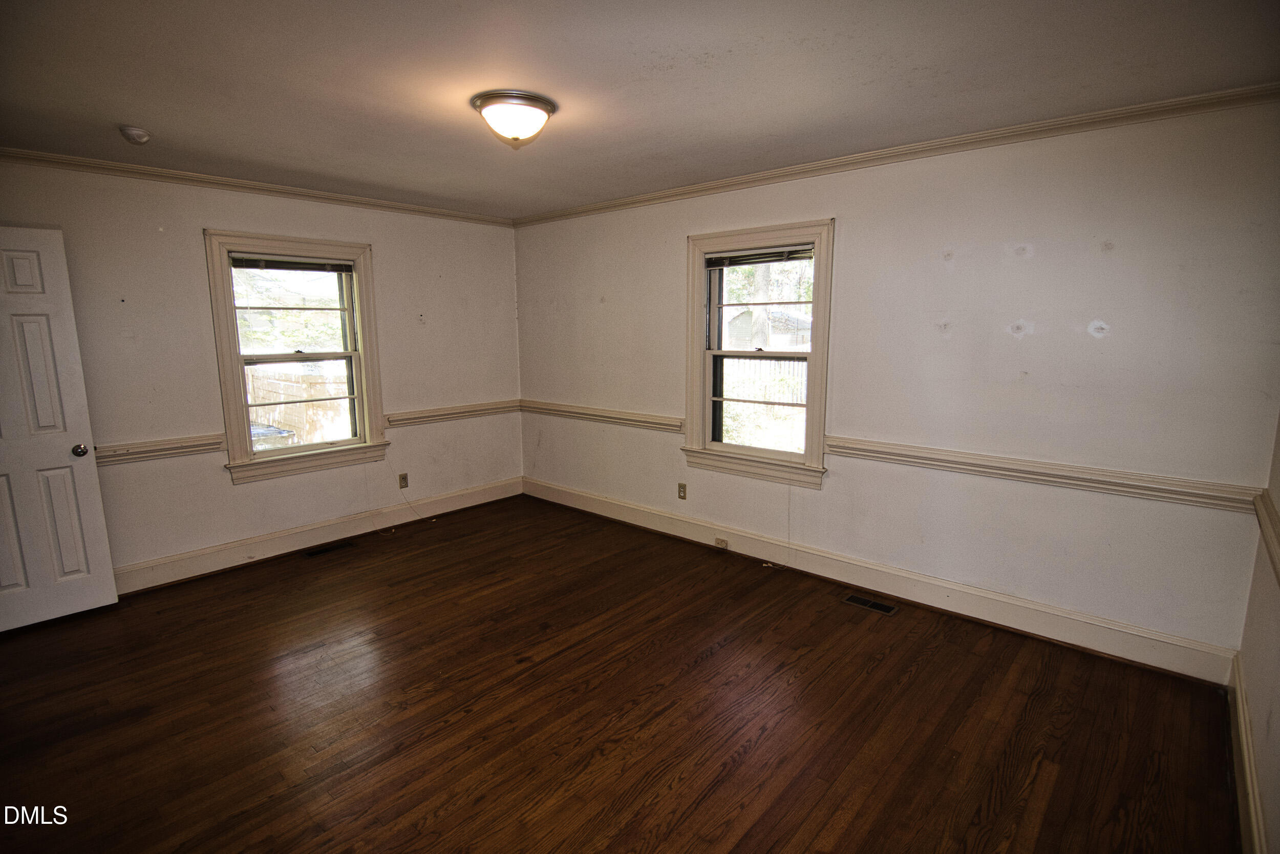 713 Burton Street Property Photo 14