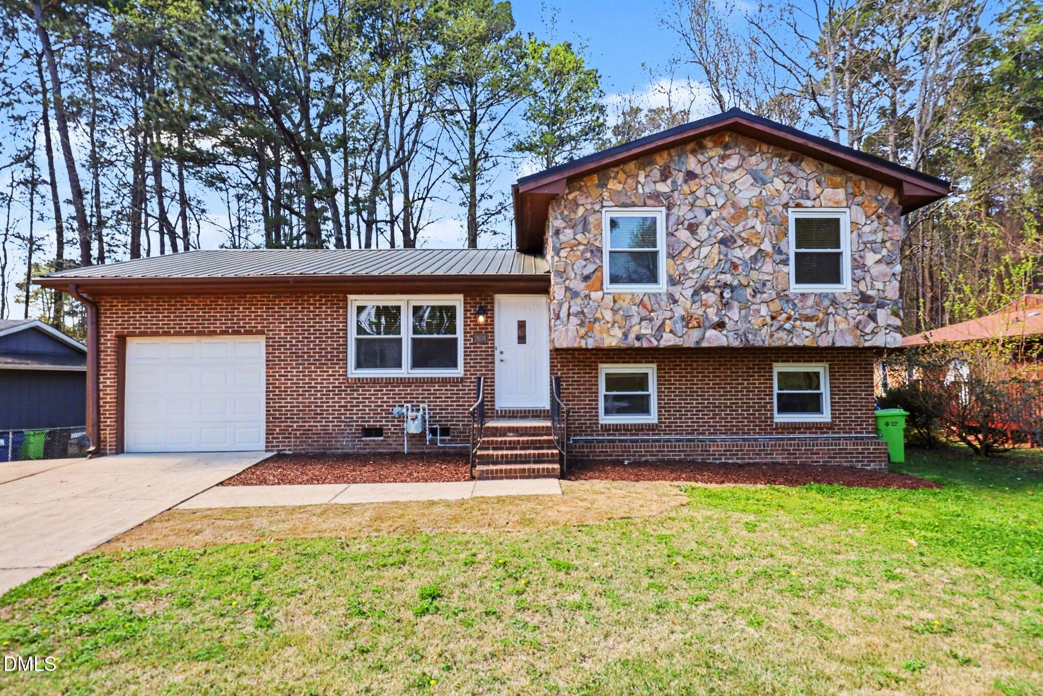 2608 Adcox Place Property Photo 1