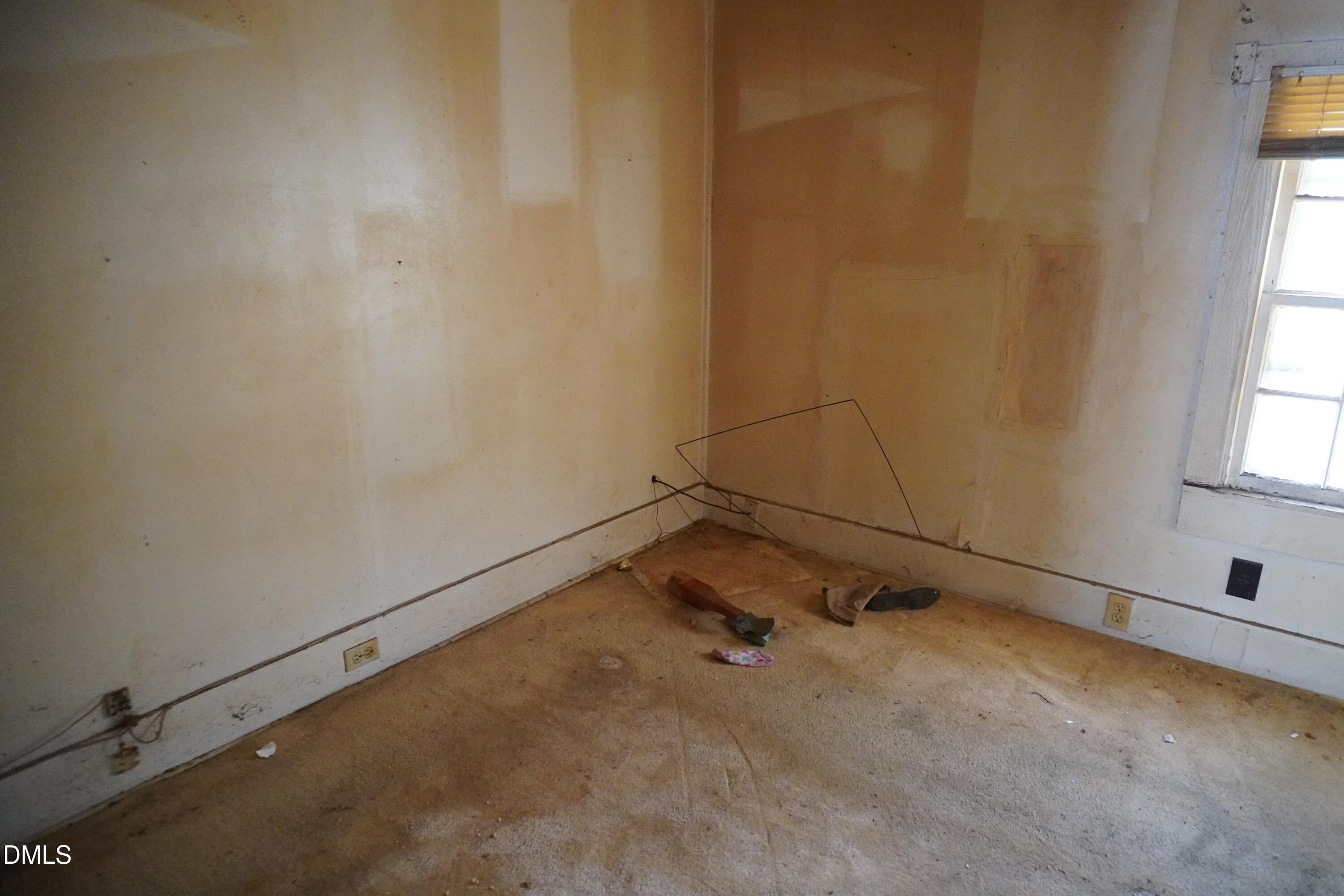 216 Nassau Street Property Photo 6