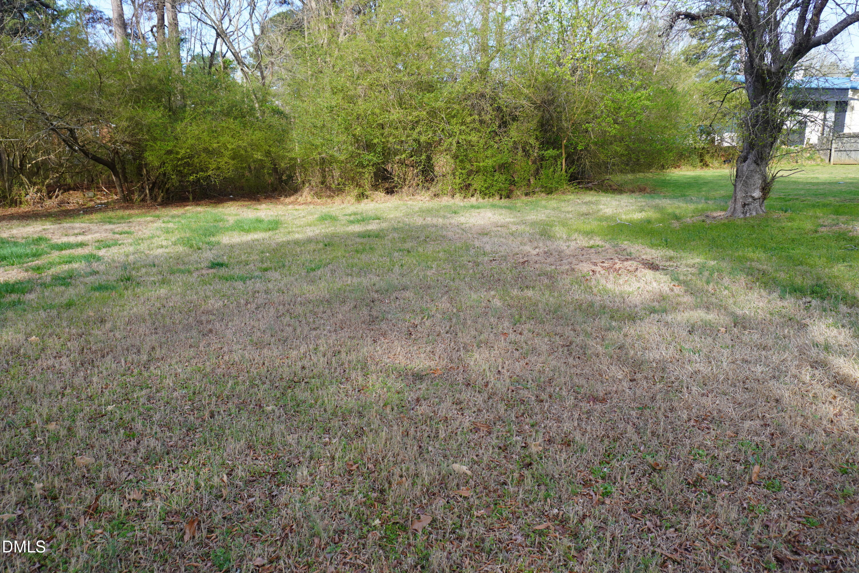 216 Nassau Street Property Photo 13