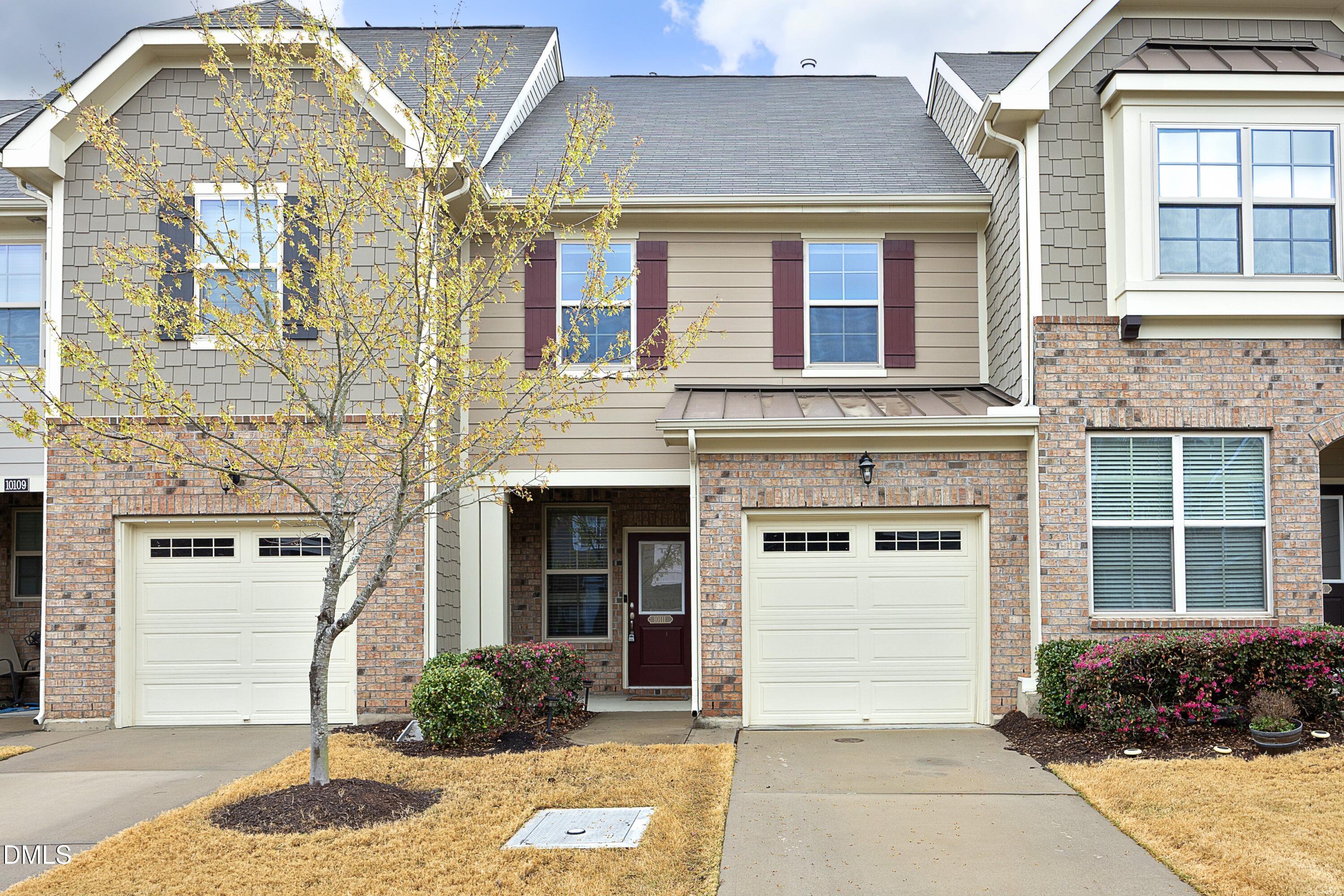 10111 Raven Tree Drive Property Photo 1