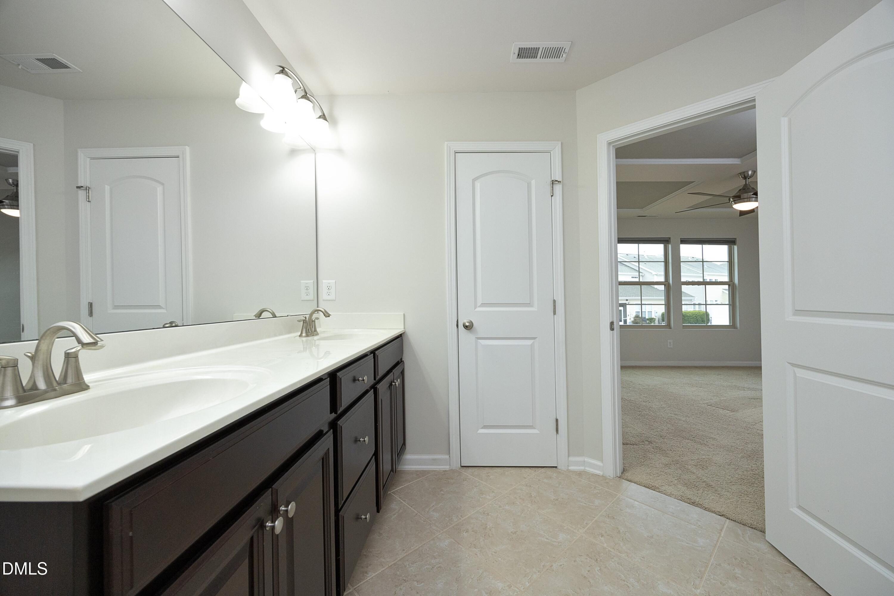 10111 Raven Tree Drive Property Photo 15