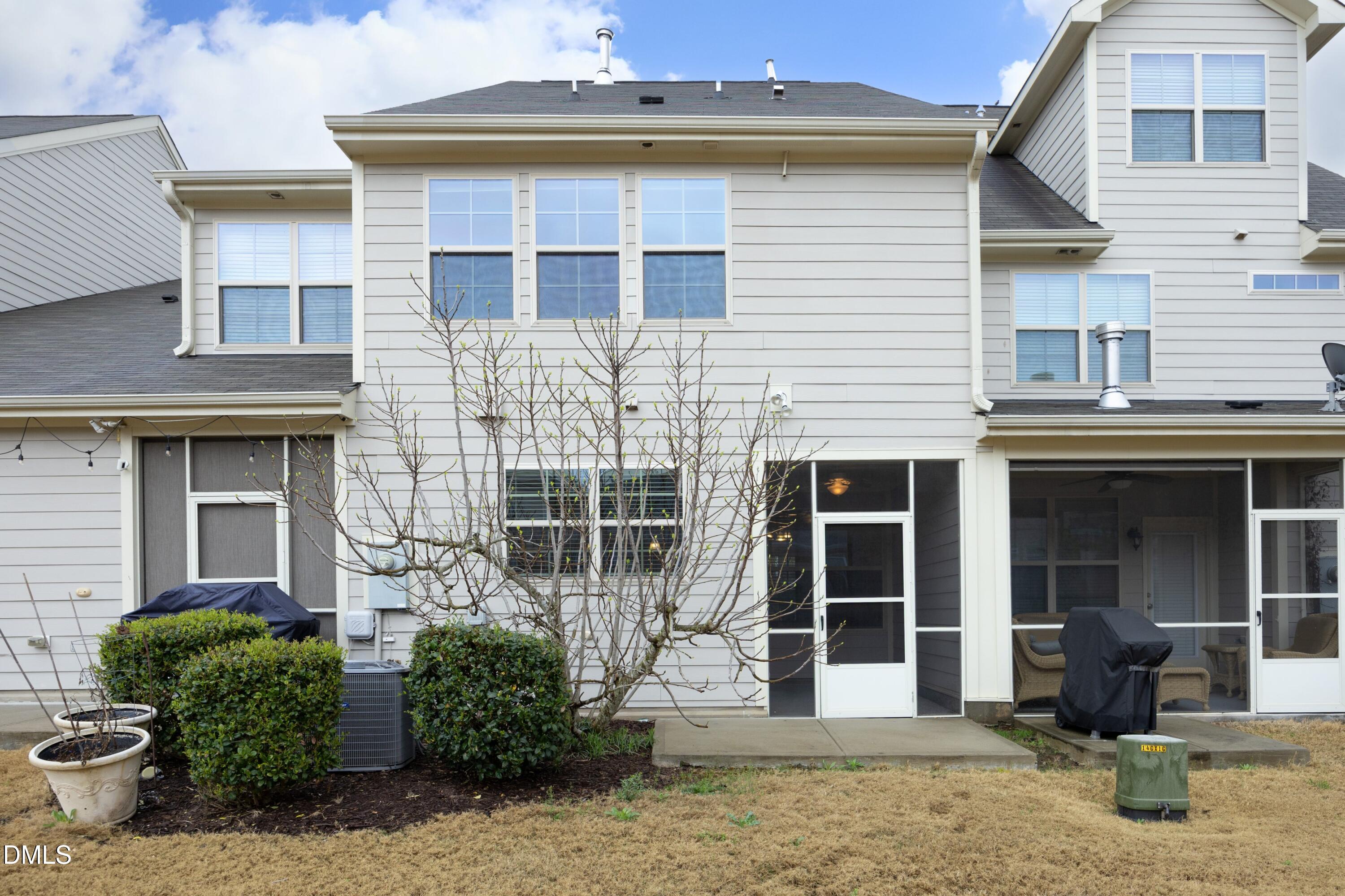 10111 Raven Tree Drive Property Photo 26