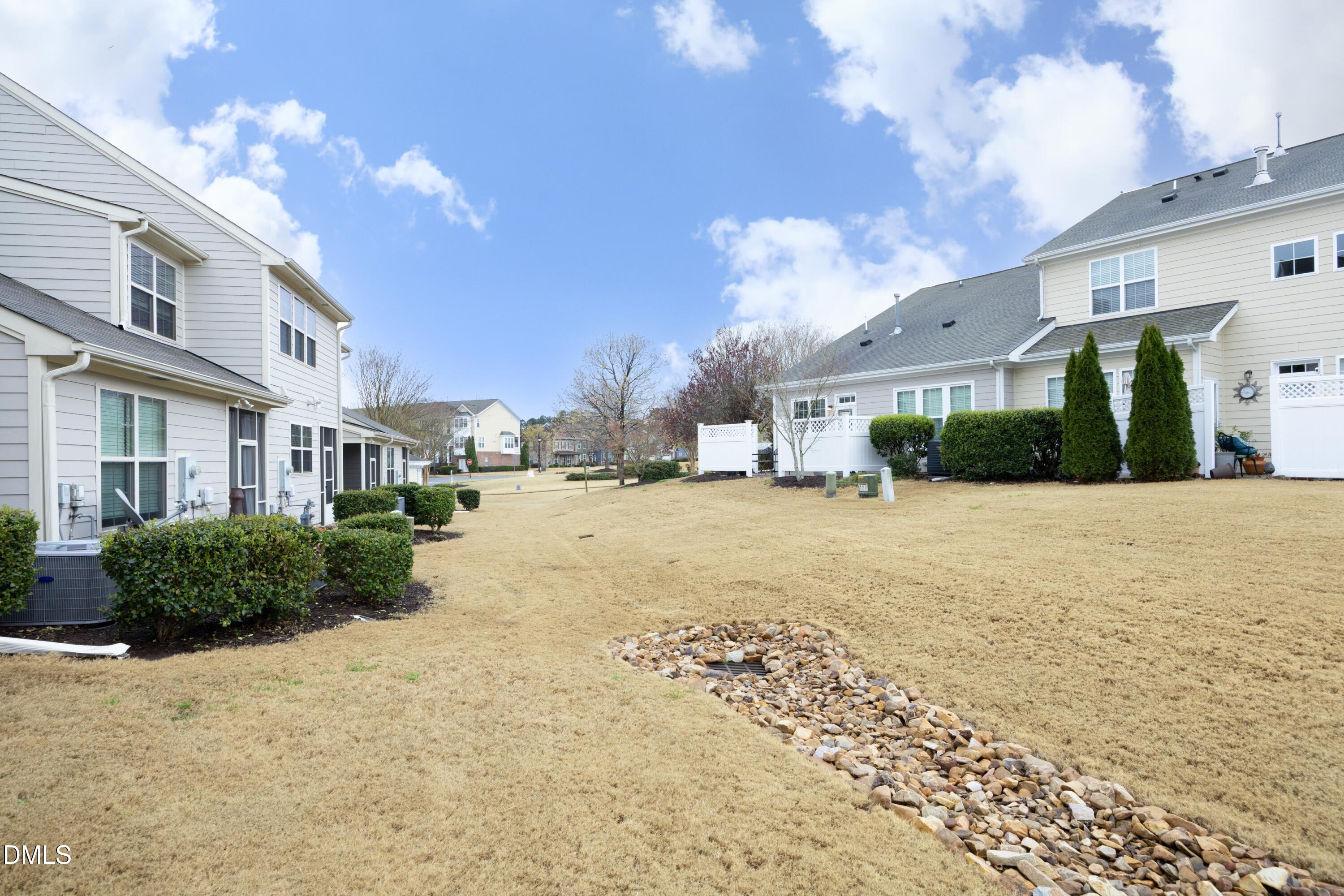 10111 Raven Tree Drive Property Photo 27