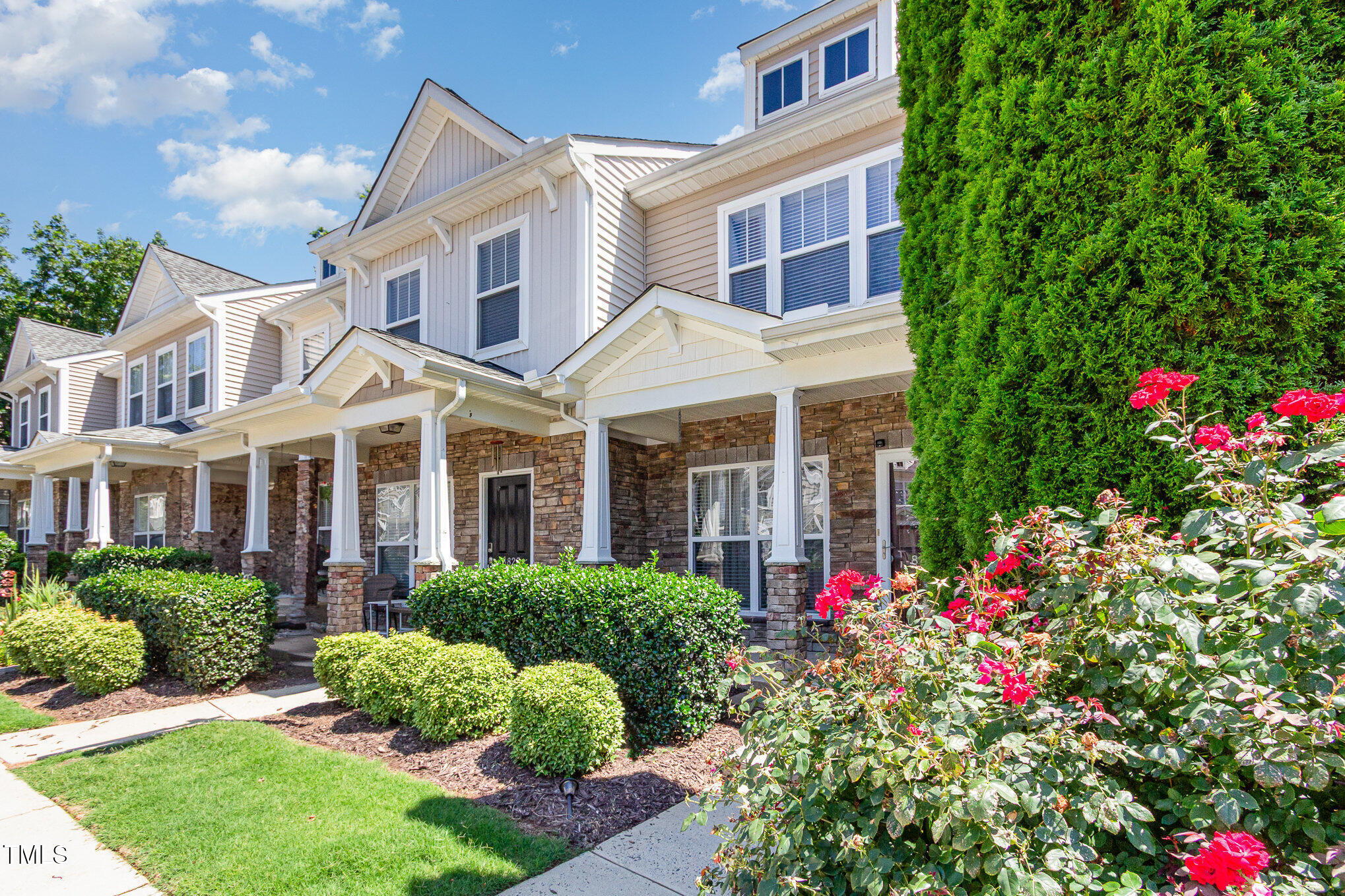 8823 Orchard Grove Way Property Photo 1
