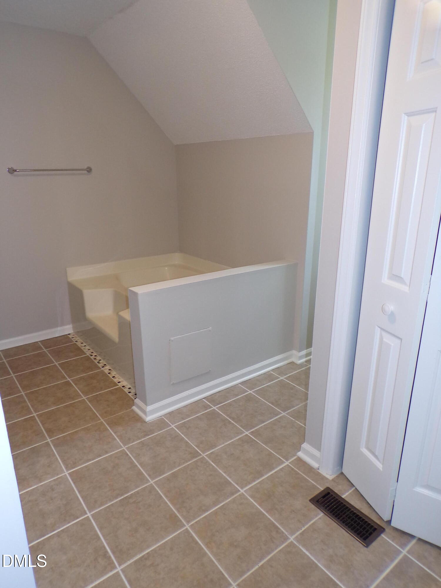 610 Cross Timbers Drive Property Photo 32