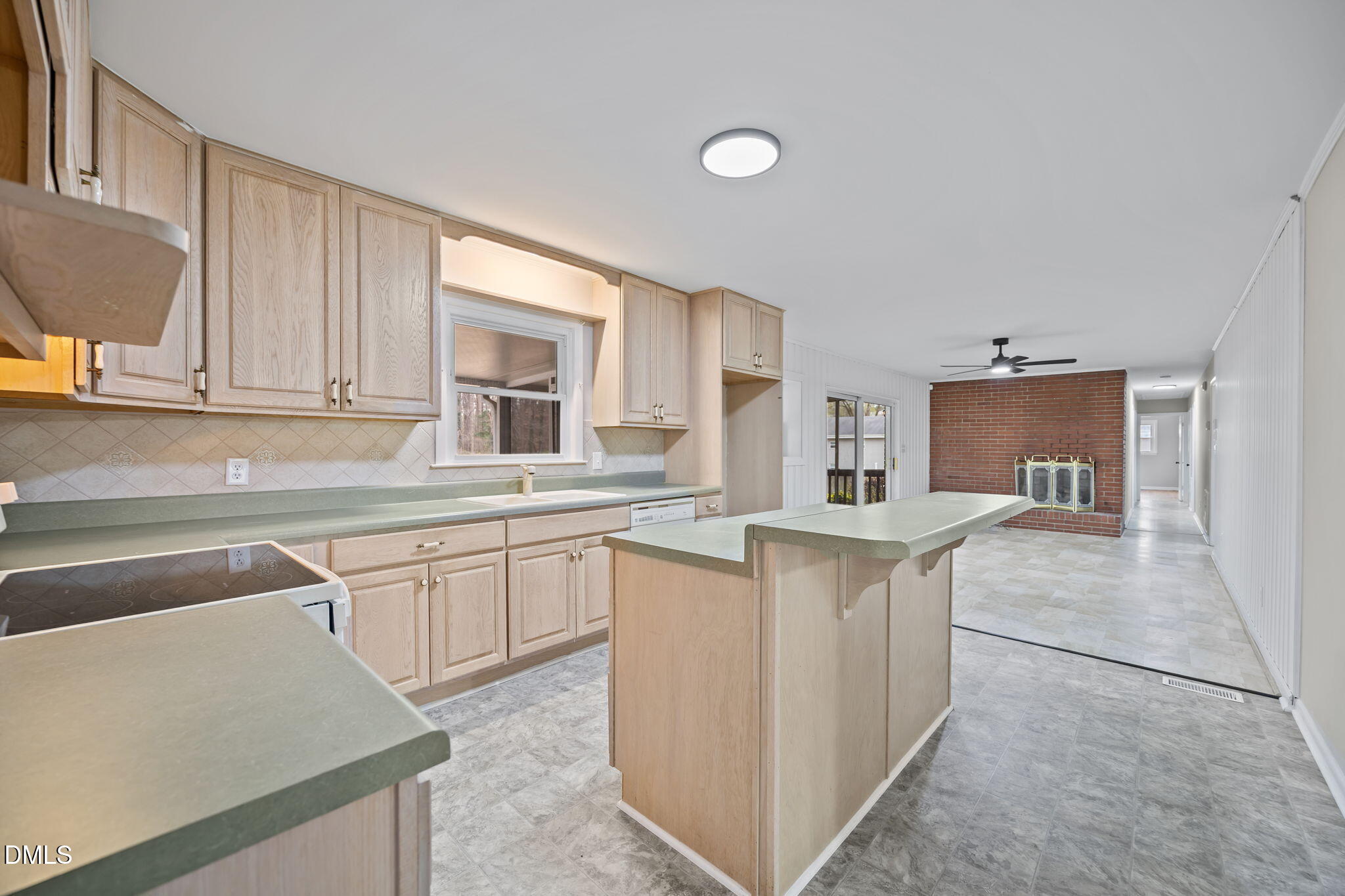 637 Buck Jones Road Property Photo 13