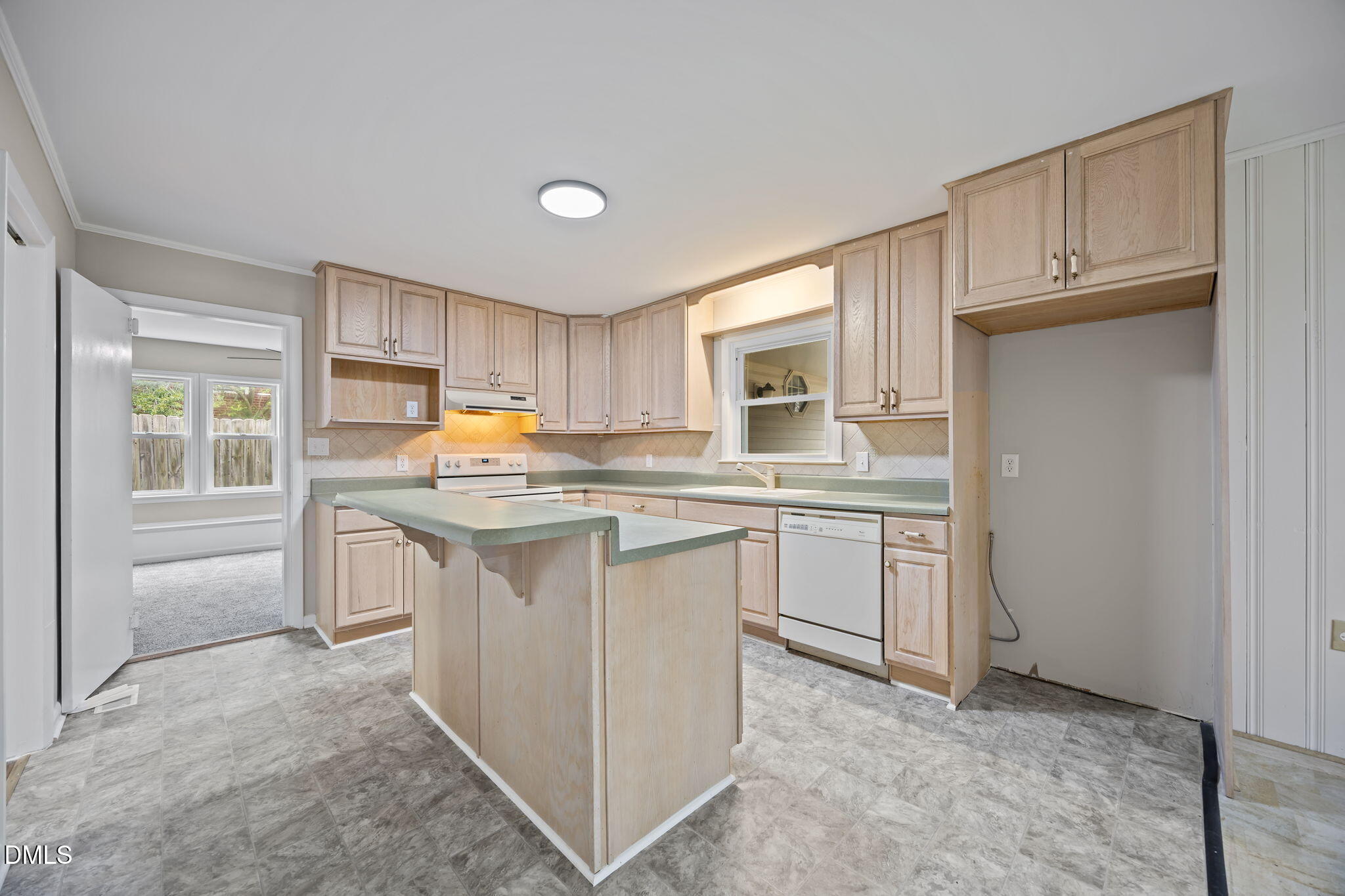 637 Buck Jones Road Property Photo 14