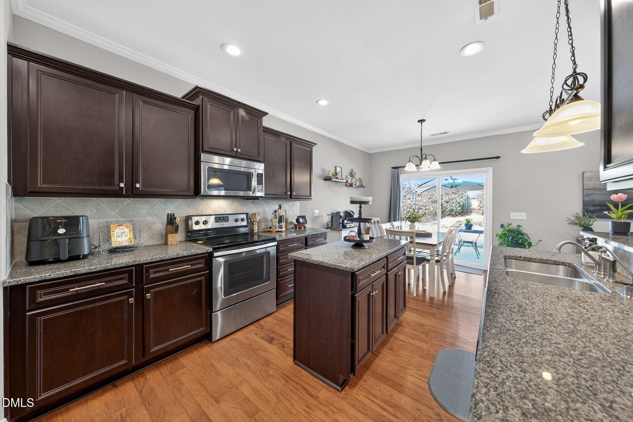 5720 Lumiere Street Property Photo 7