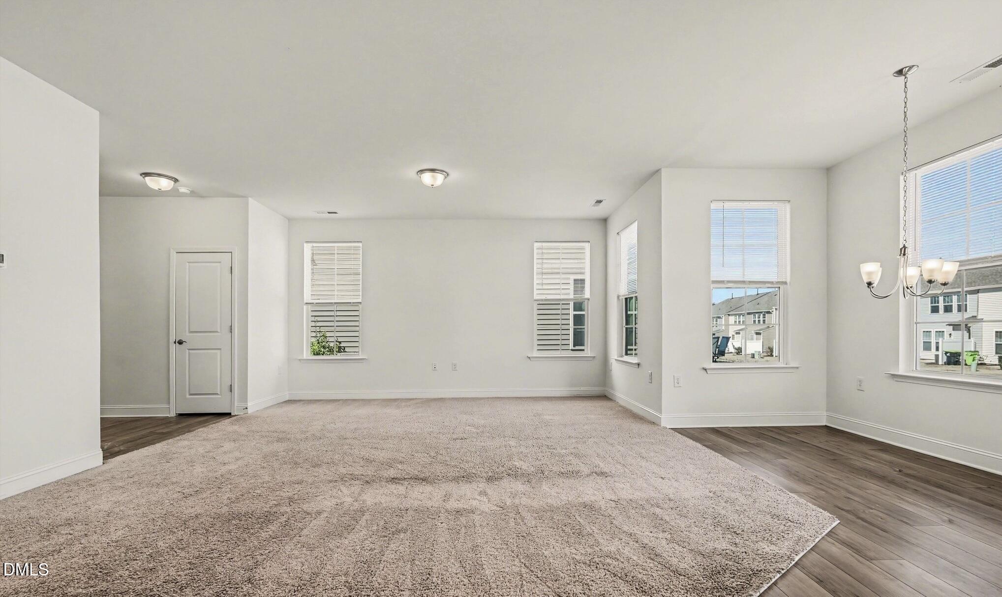 111 Antler Steel Drive Property Photo 6