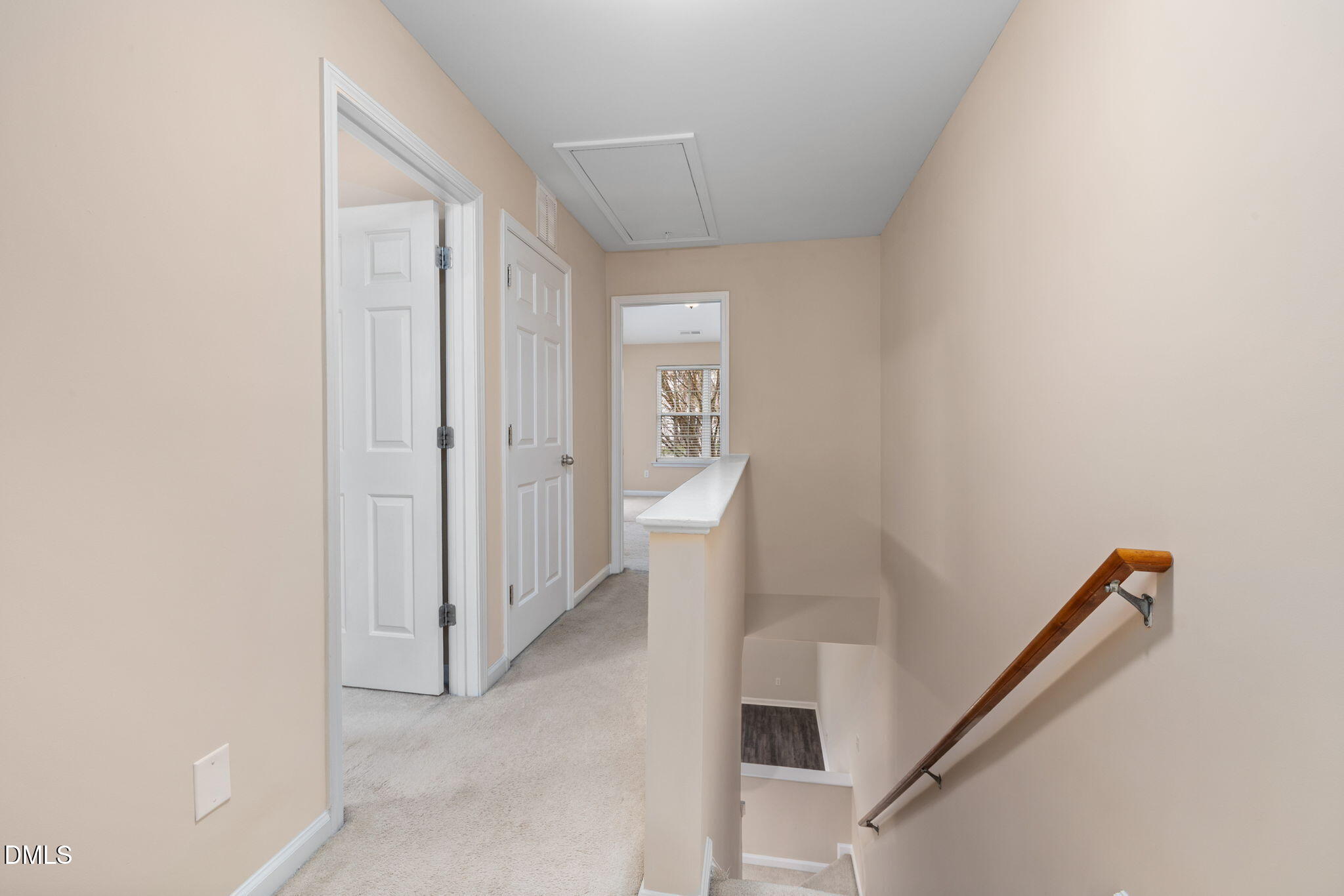 908 Hadel Place Property Photo 16