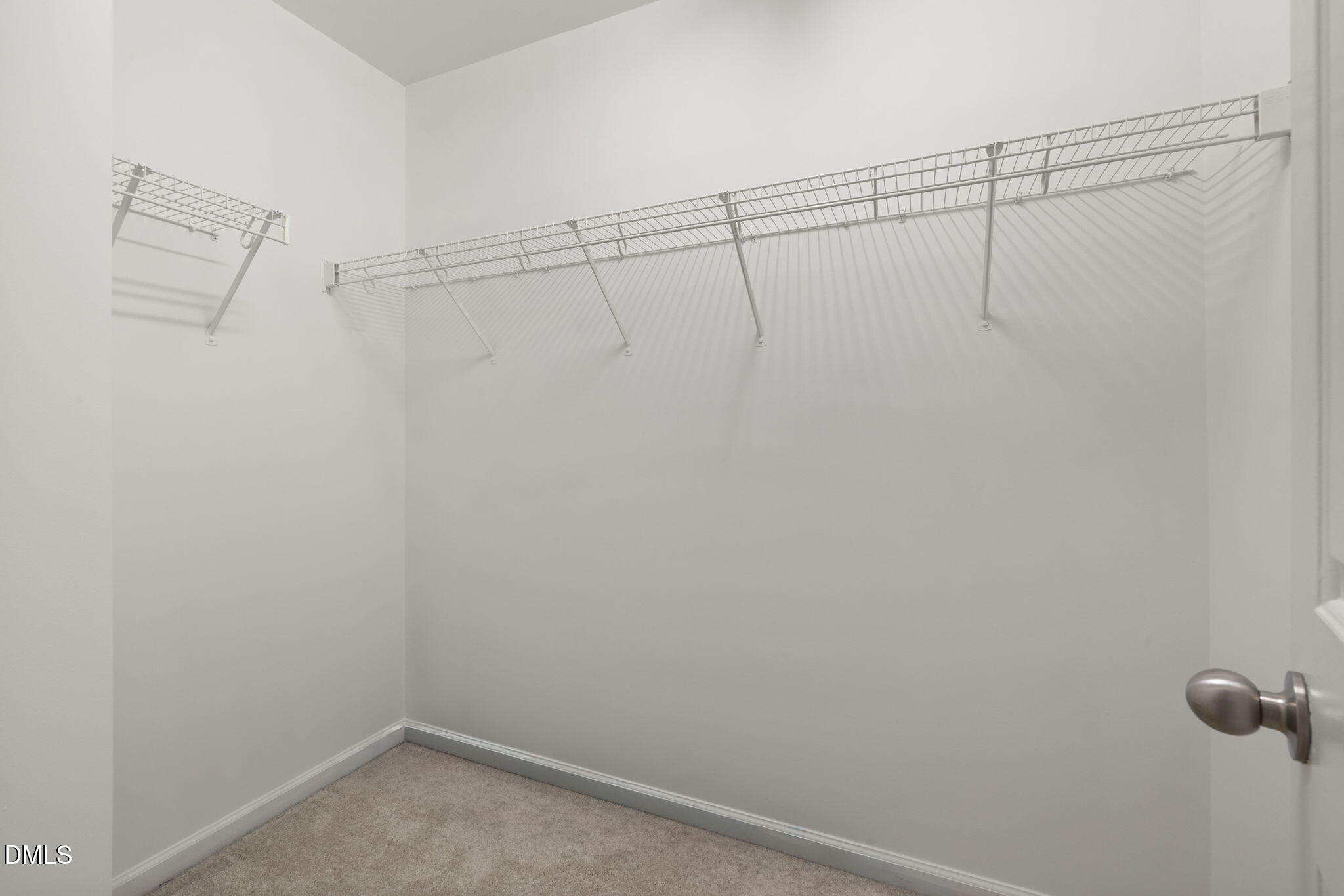 908 Hadel Place Property Photo 29