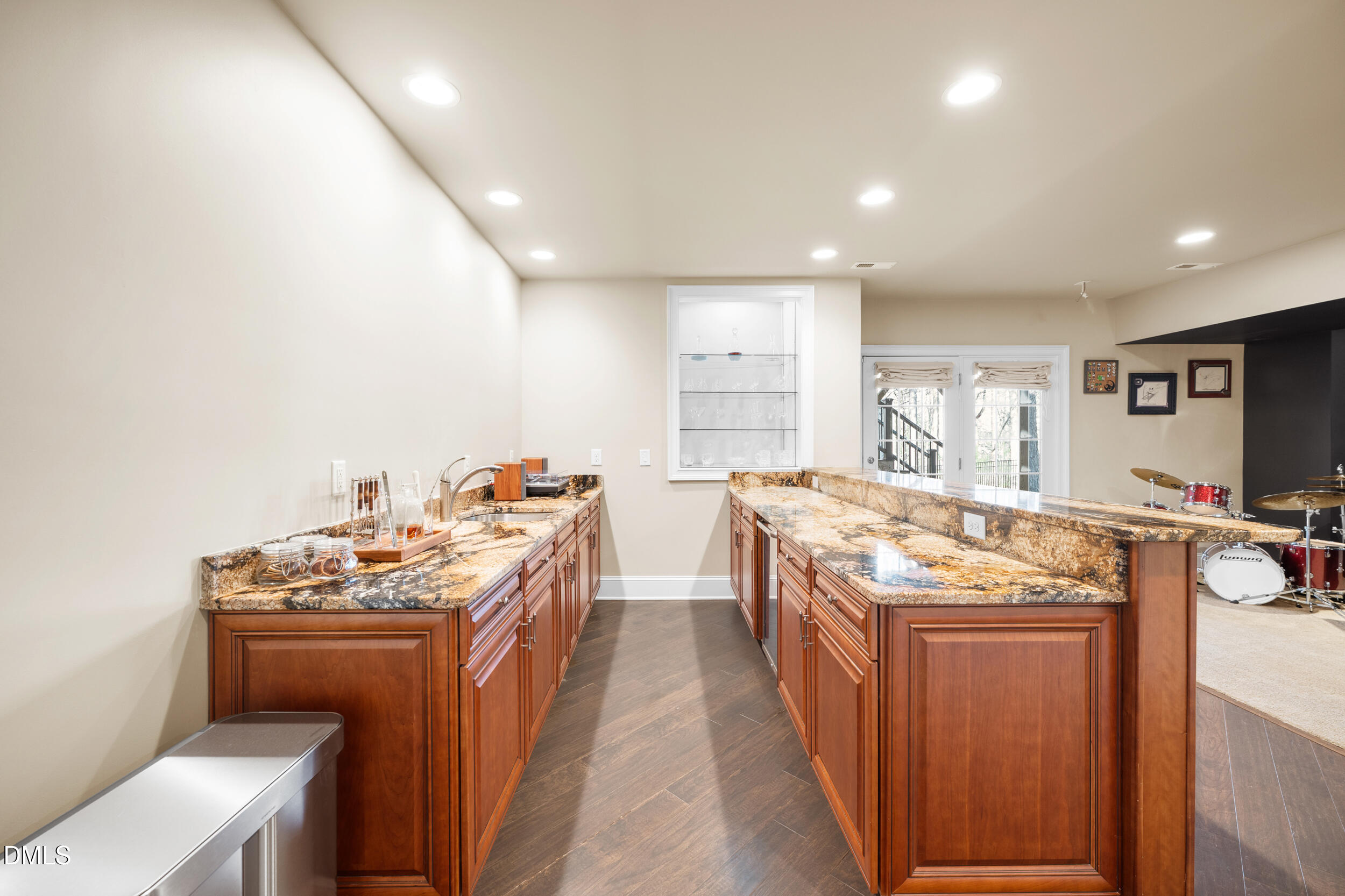 7029 Hasentree Way Property Photo 18