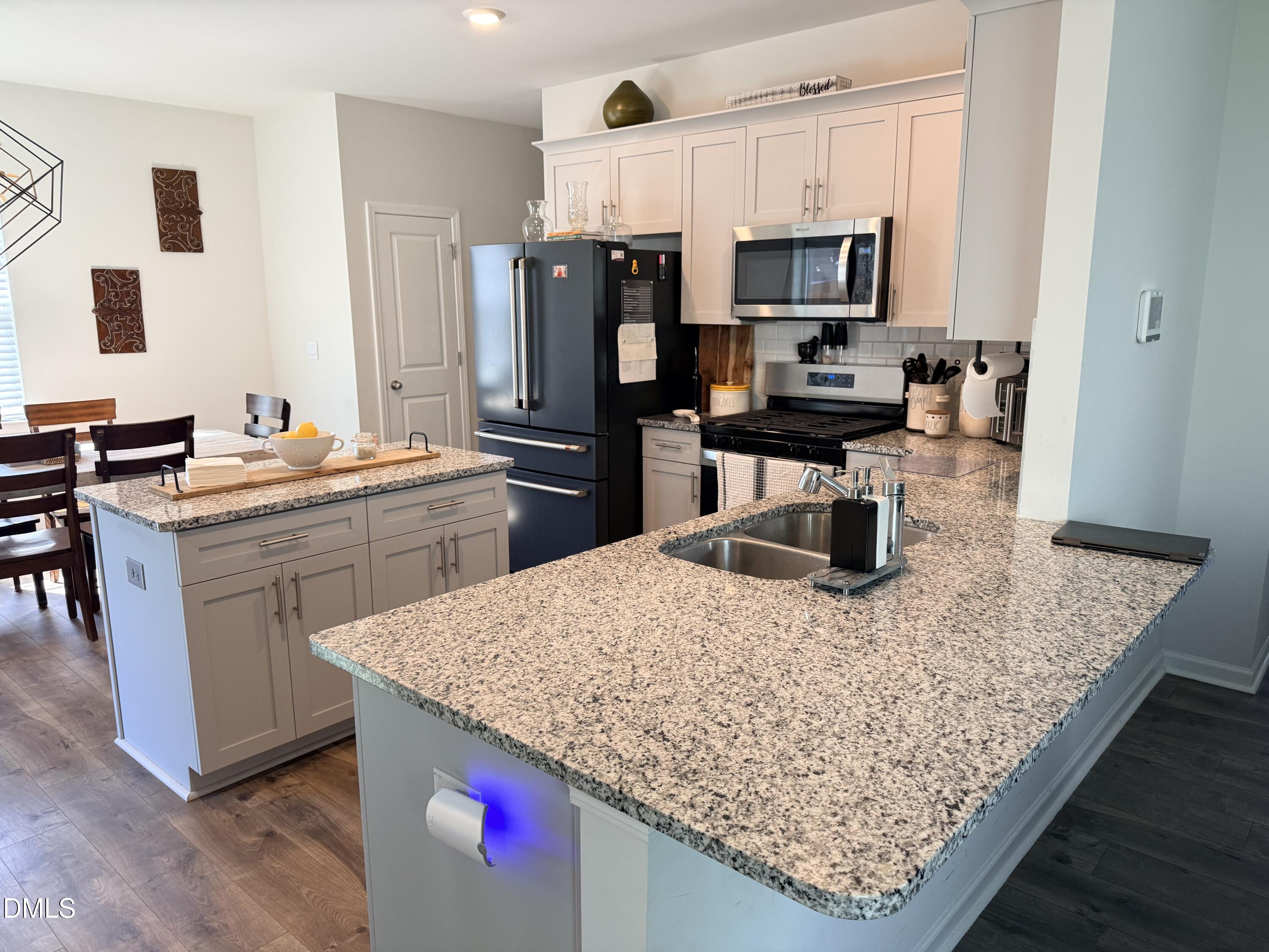 1105 Kenza Court Property Photo 2