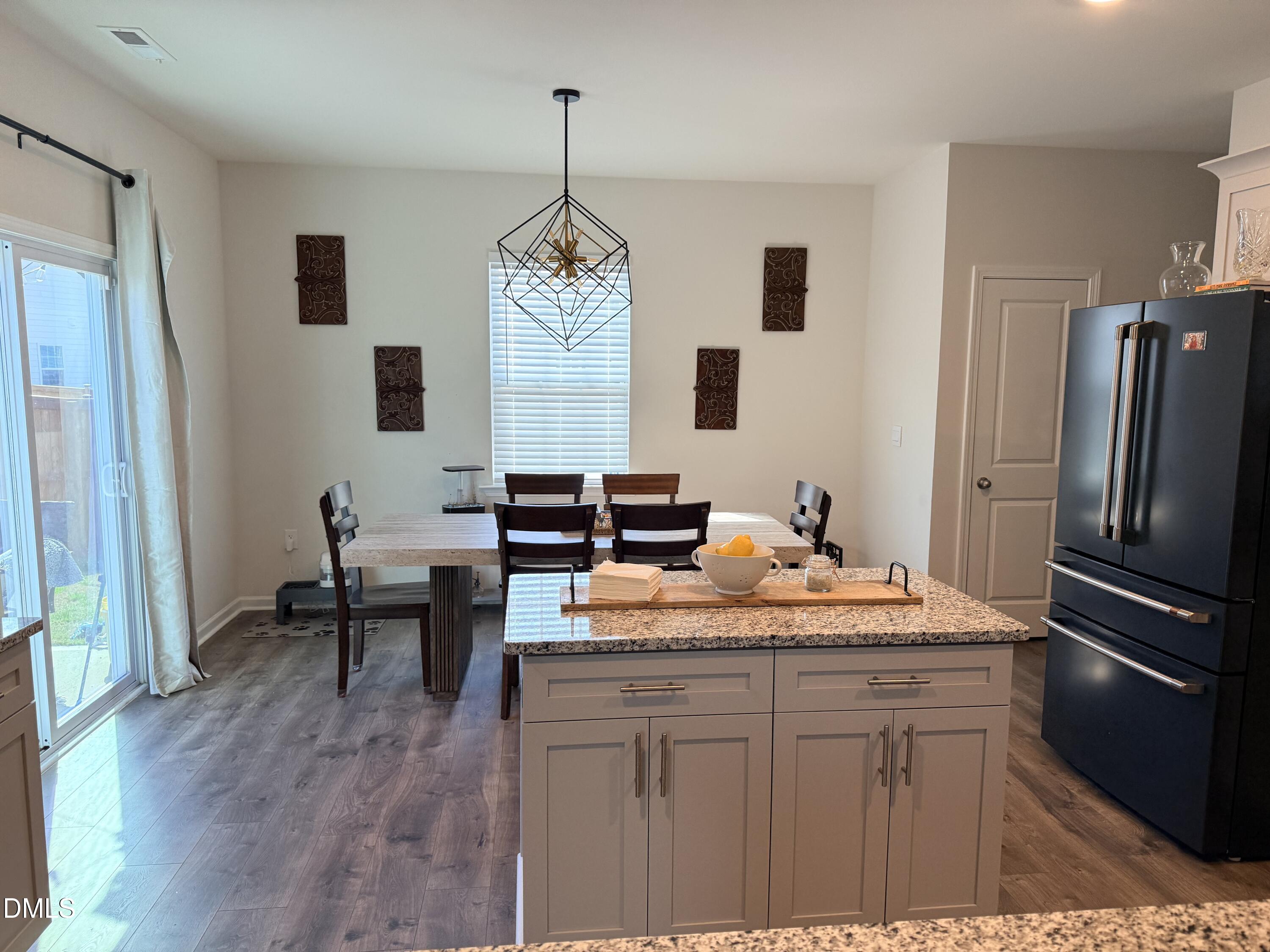 1105 Kenza Court Property Photo 3
