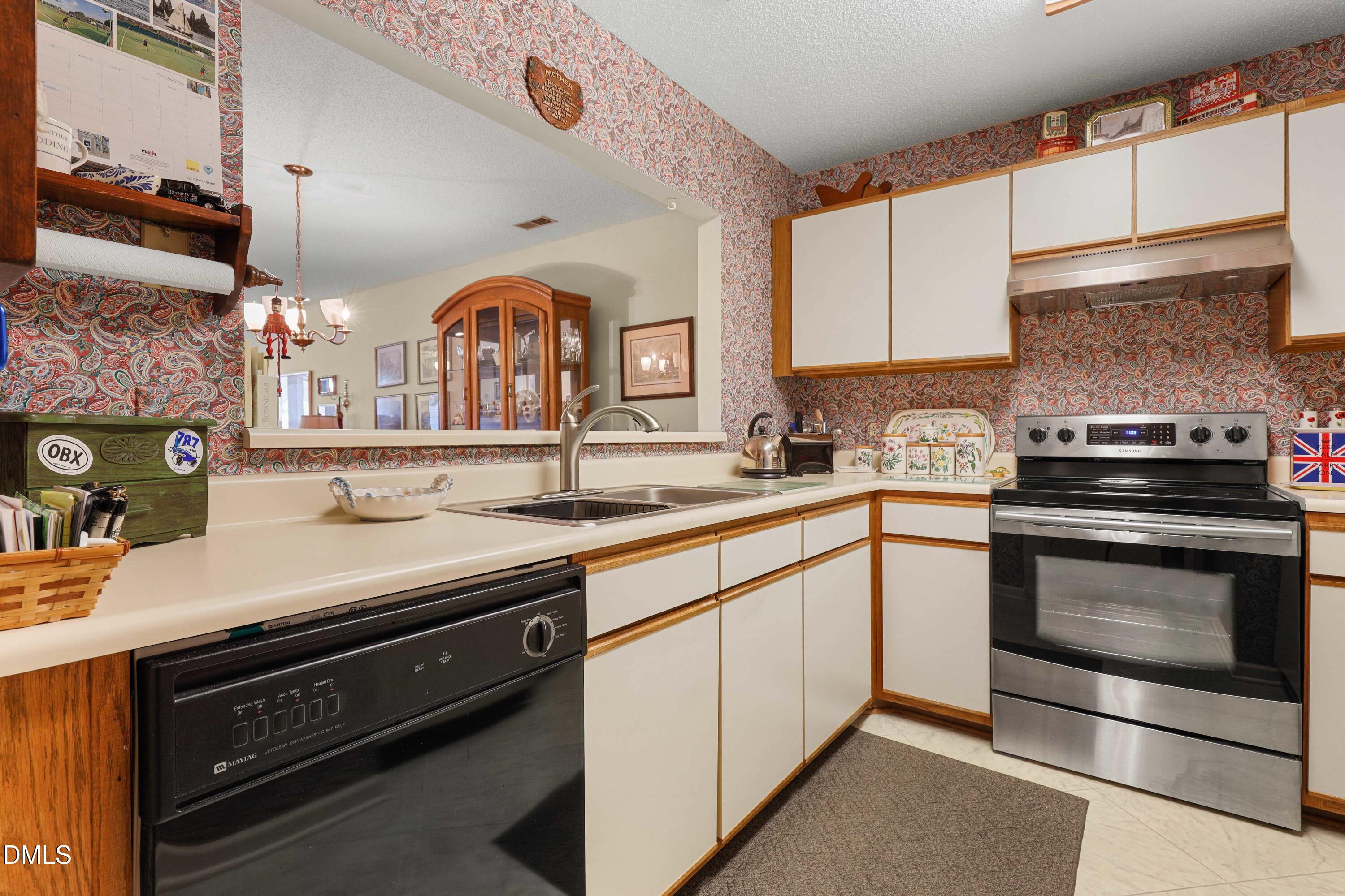 710 Springfork Drive Property Photo 4