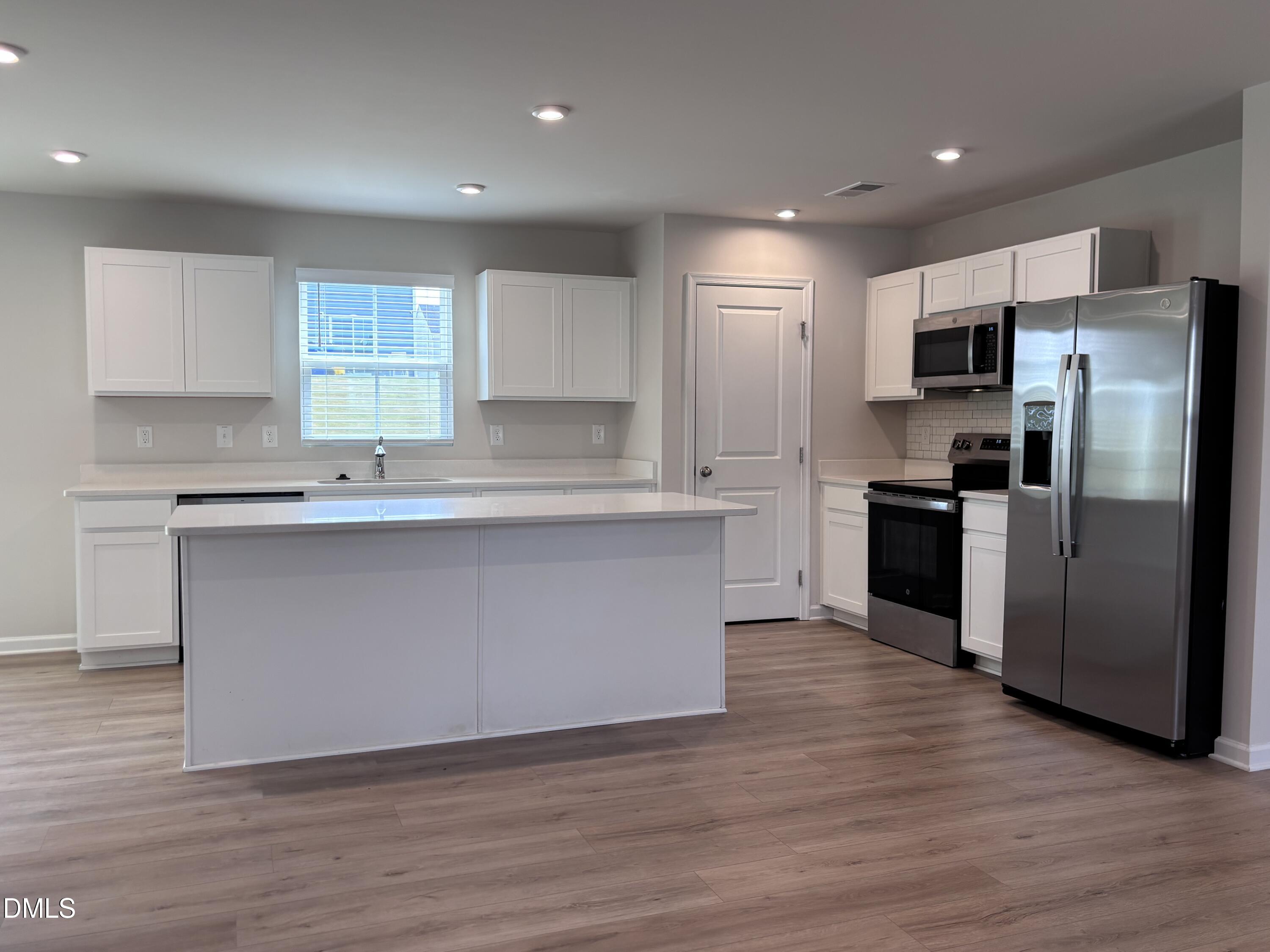 4468 Captain Falls Drive Property Photo 10